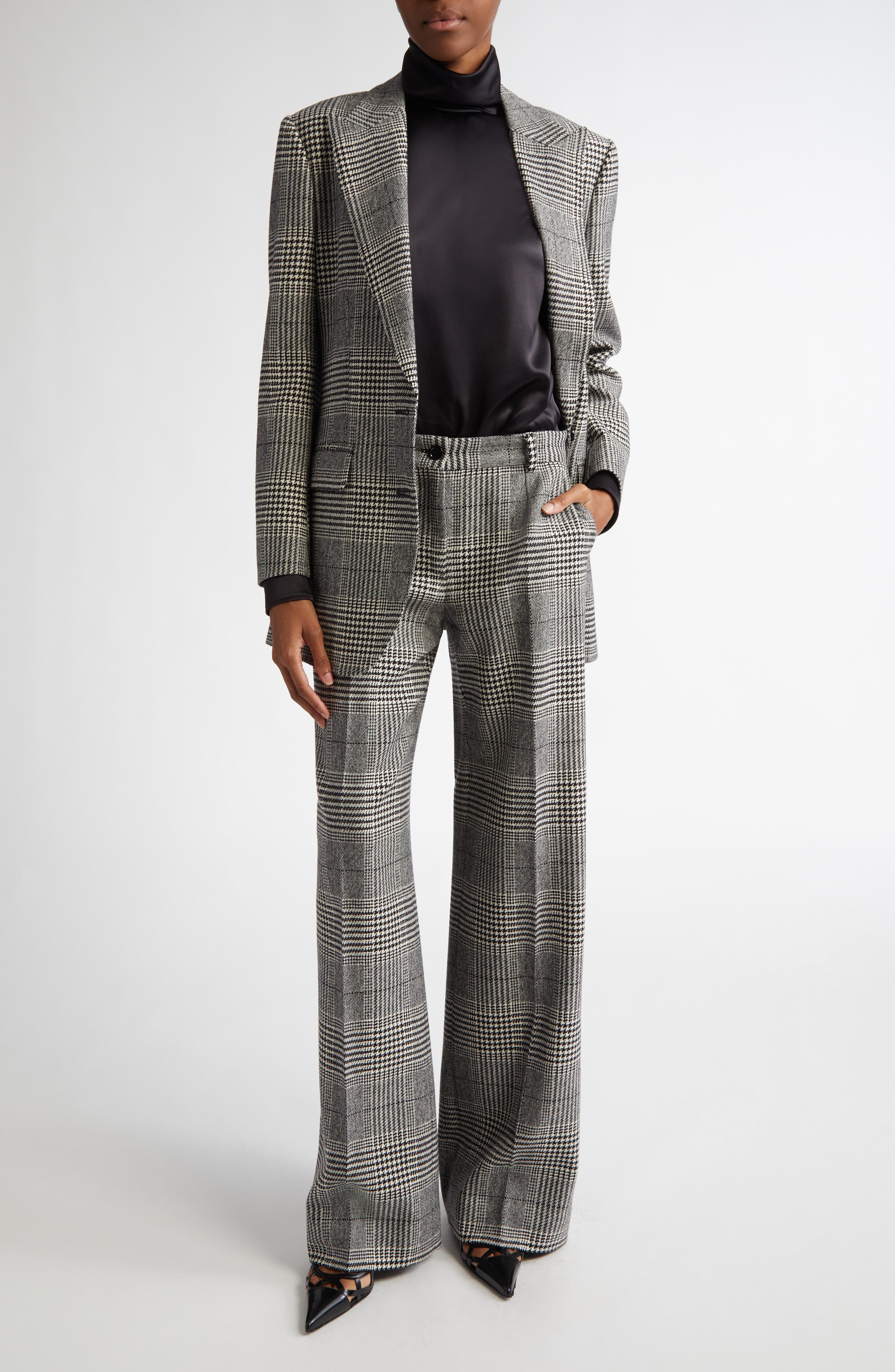 Dolce&Gabbana Houndstooth Check Wool & Cashmere Wide Leg Trousers in S8100 Quadri-Check-Tartan at No - 2