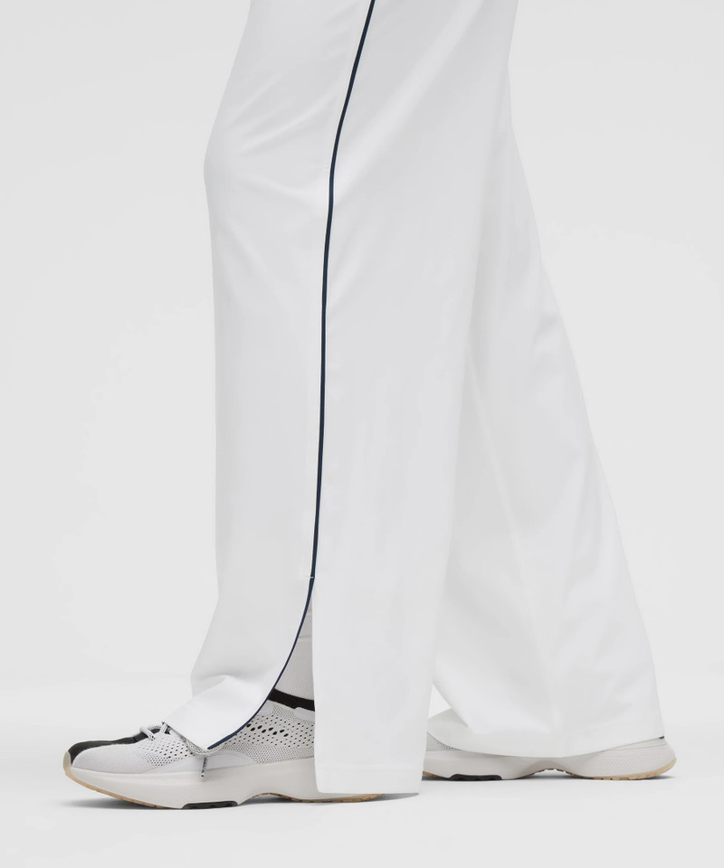 Court Rival Mid-Rise Wide-Leg Track Pant *Regular 6