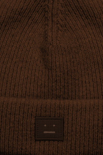 Acne Studios Face patch beanie dark brown outlook