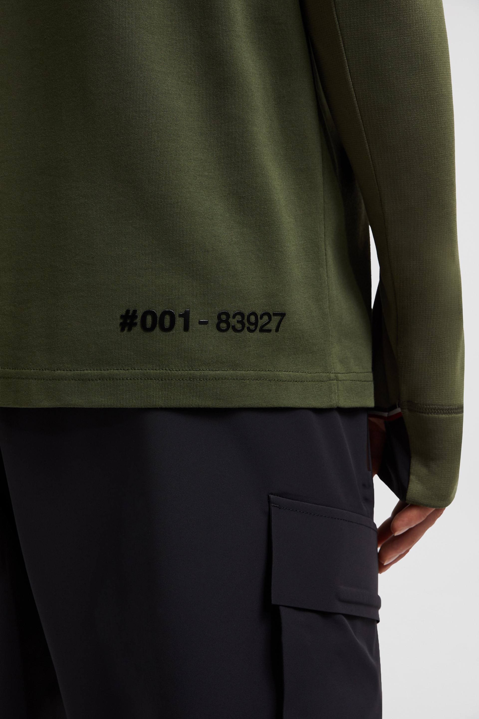 Logo T-Shirt - 7