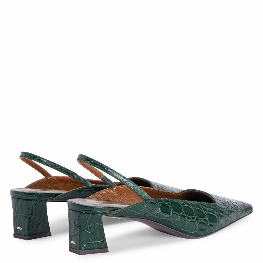 Brendha Sabot 45 - 3