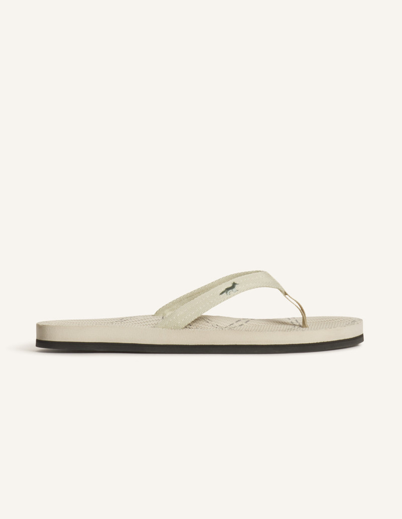 MAISON KITSUNE x INDOSOLE EASY LIVING 1