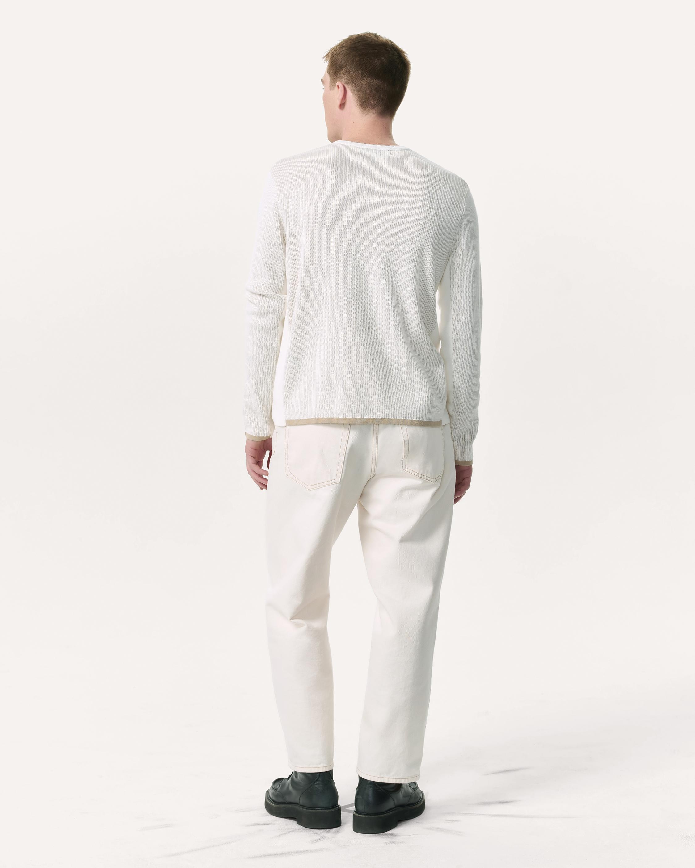Harvey Cotton Crew
Classic Fit - 5
