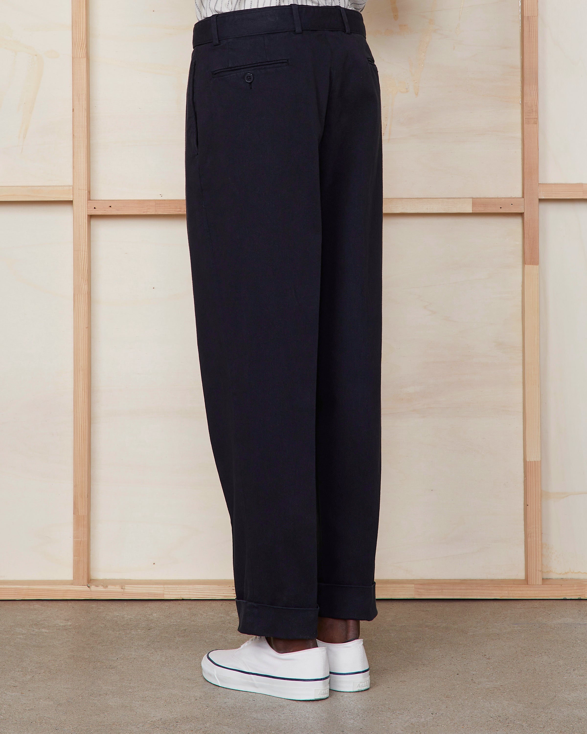 HUGO PANTS - 4