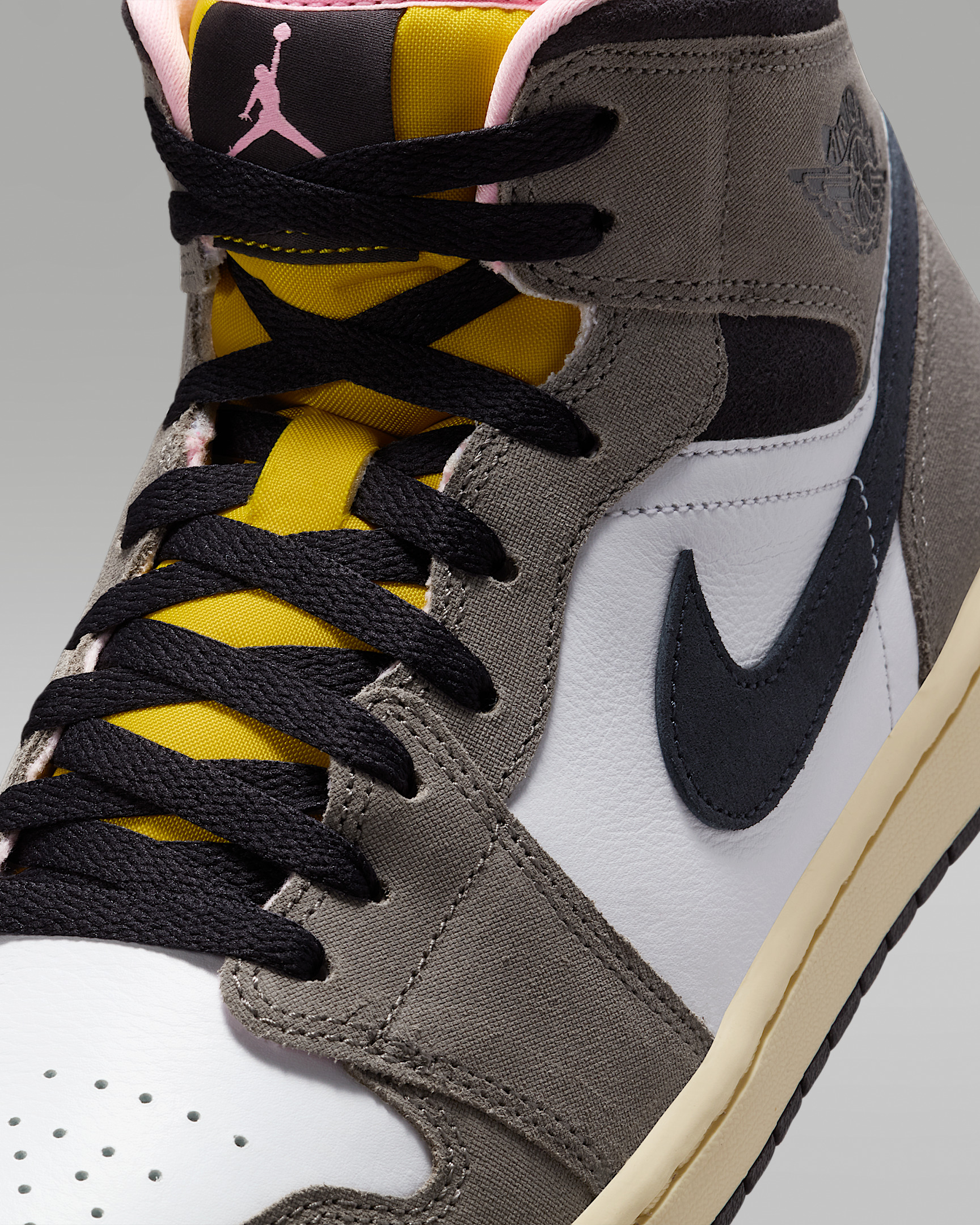 Air Jordan 1 Mid SE Men's Shoes - 7