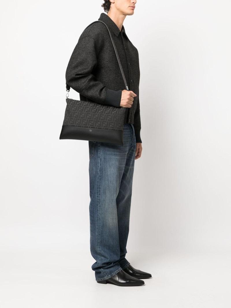 FENDI FF logo-jacquard zip-up shoulder bag outlook