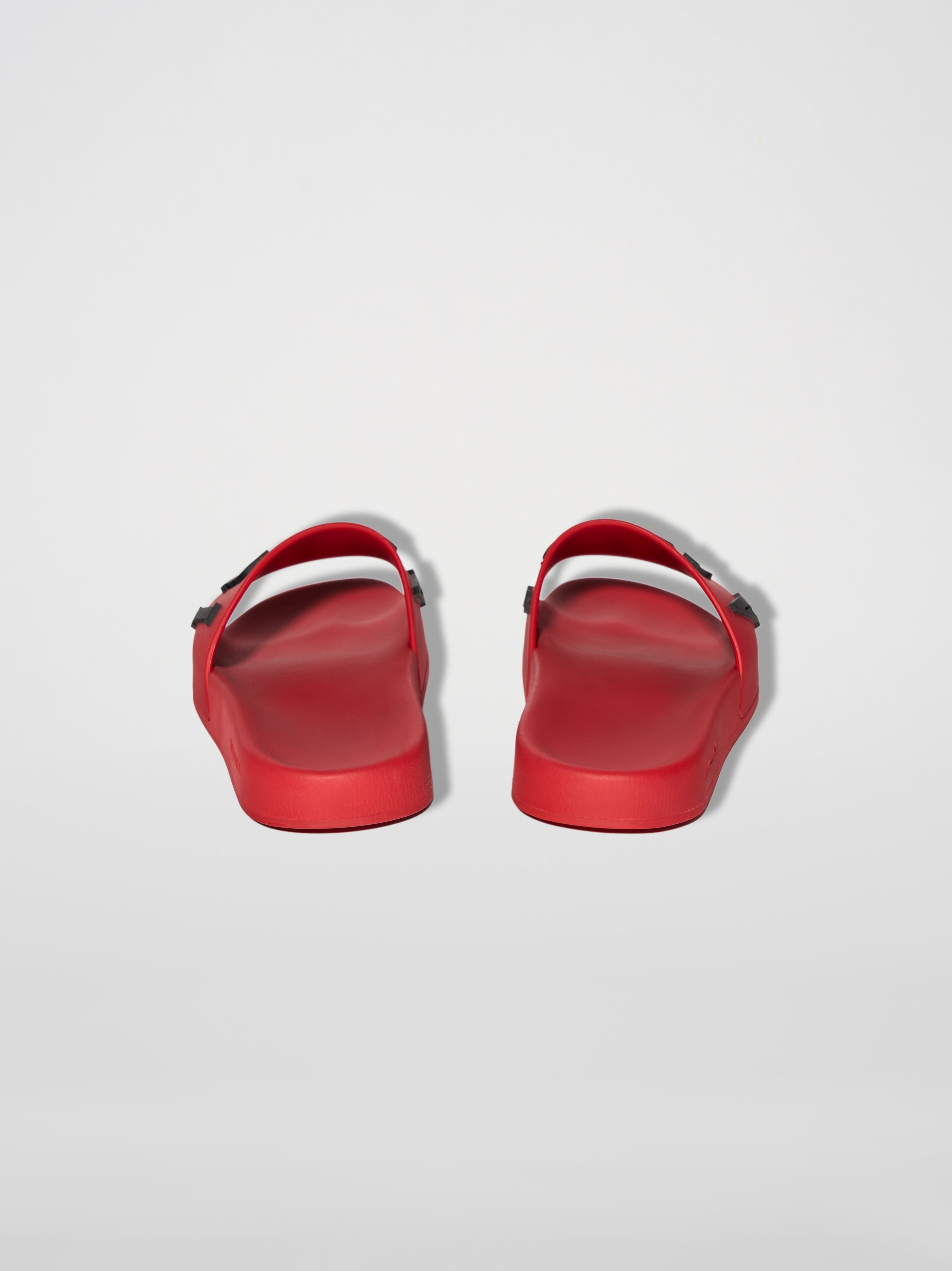 LOGO POOL SLIDE - 4