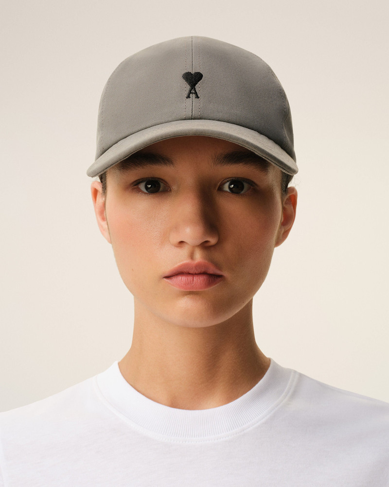 AMI Paris GREY COTTON AMI DE COEUR EMBROIDERY CAP outlook