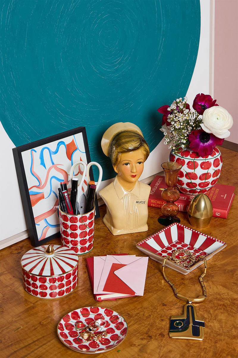 La DoubleJ Goodie Jar - Cherries Ivory outlook