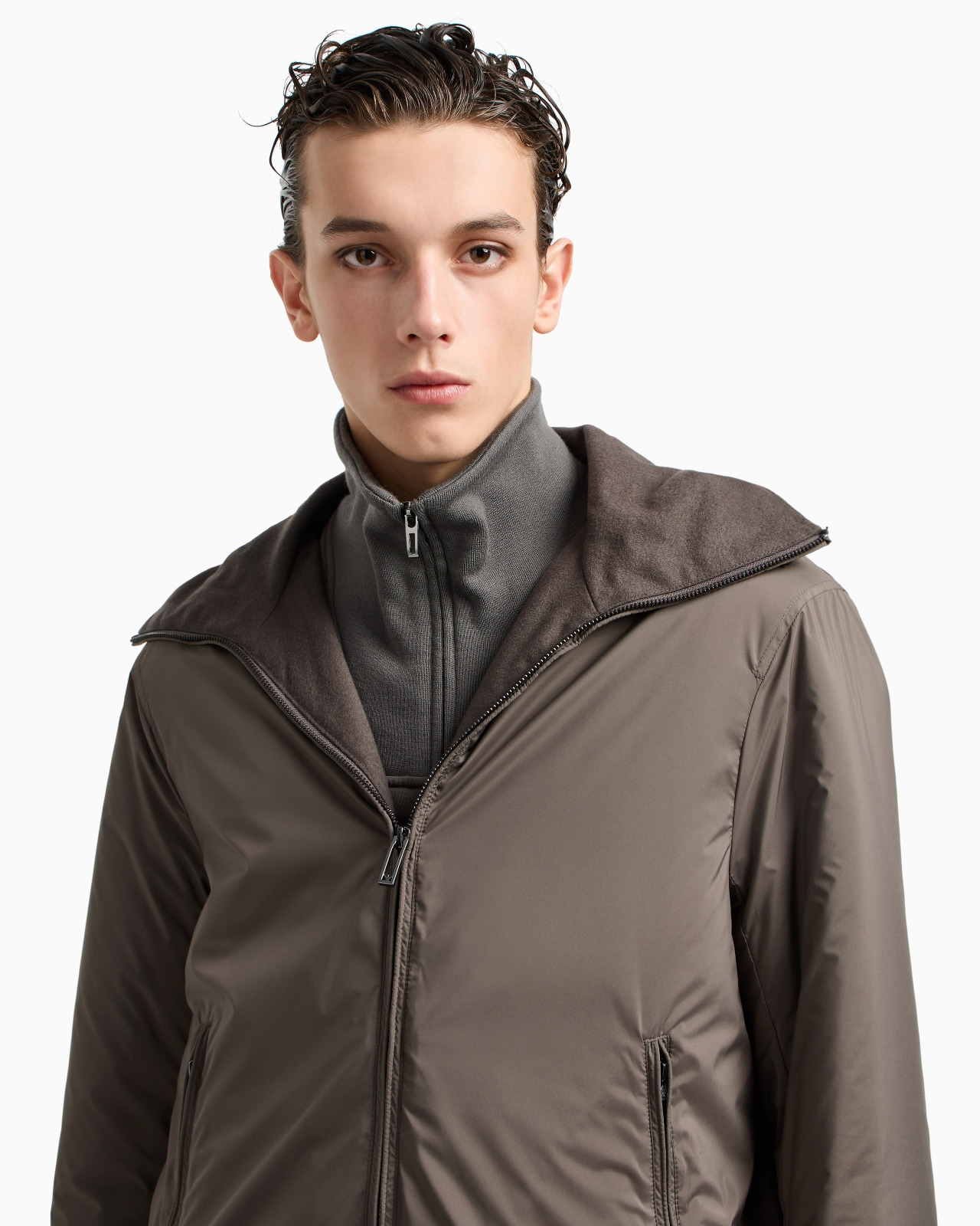 TRAVEL ESSENTIALS WATER-REPELLENT NYLON HOODED JACKET - 5