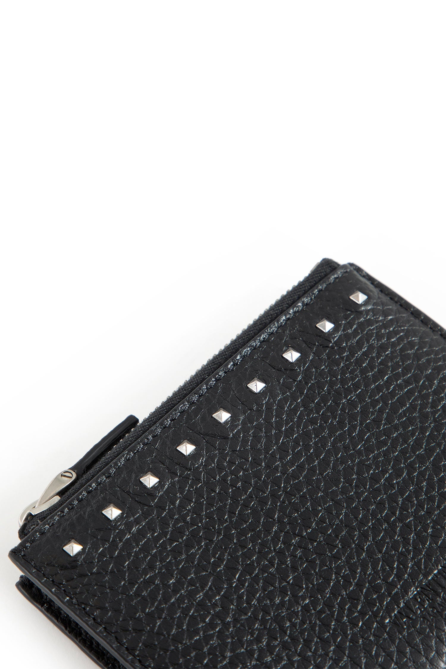 Rockstud-Grainy-Coin-Purse - 3