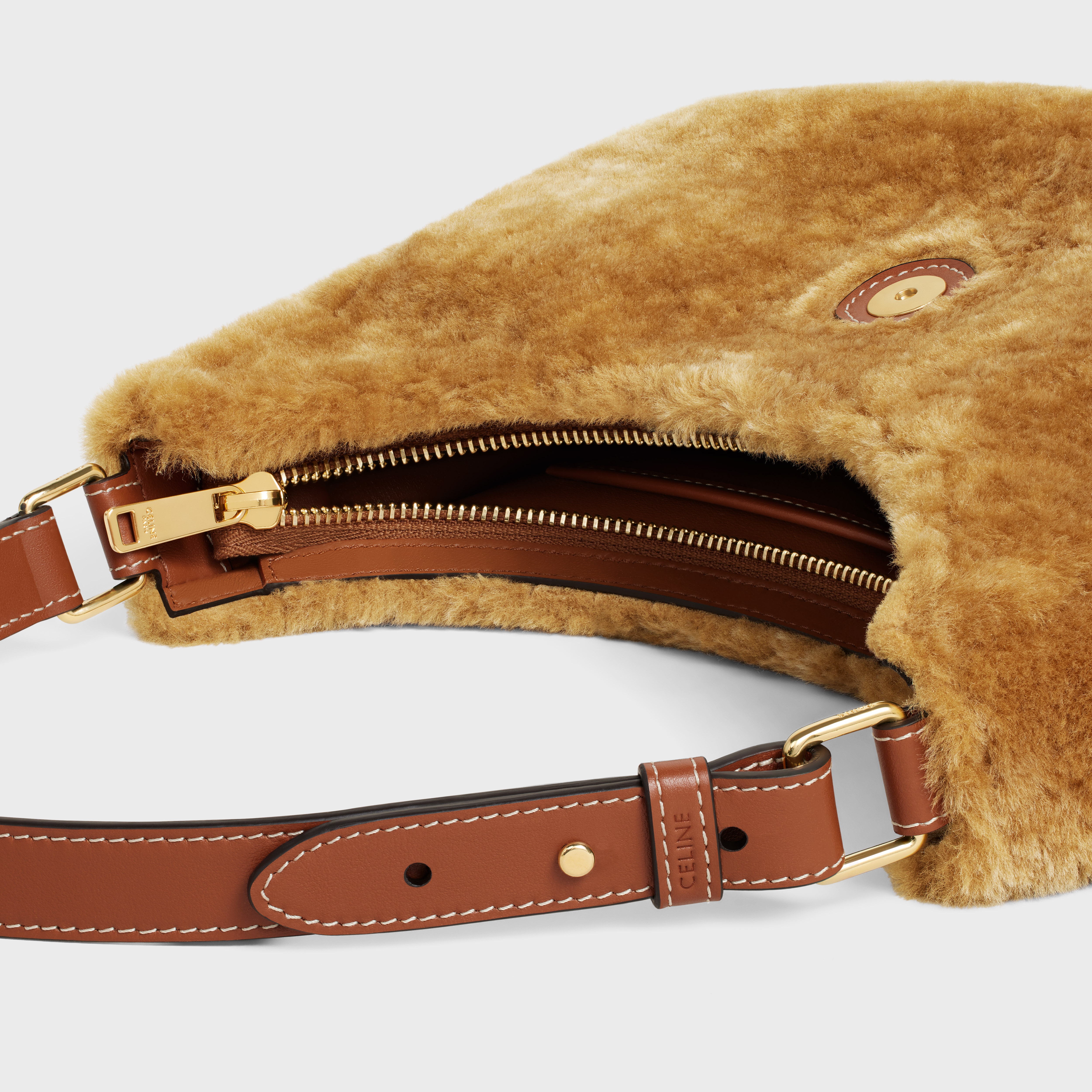 MEDIUM AVA TRIOMPHE BAG in SHEARLING AND CALFSKIN - 4