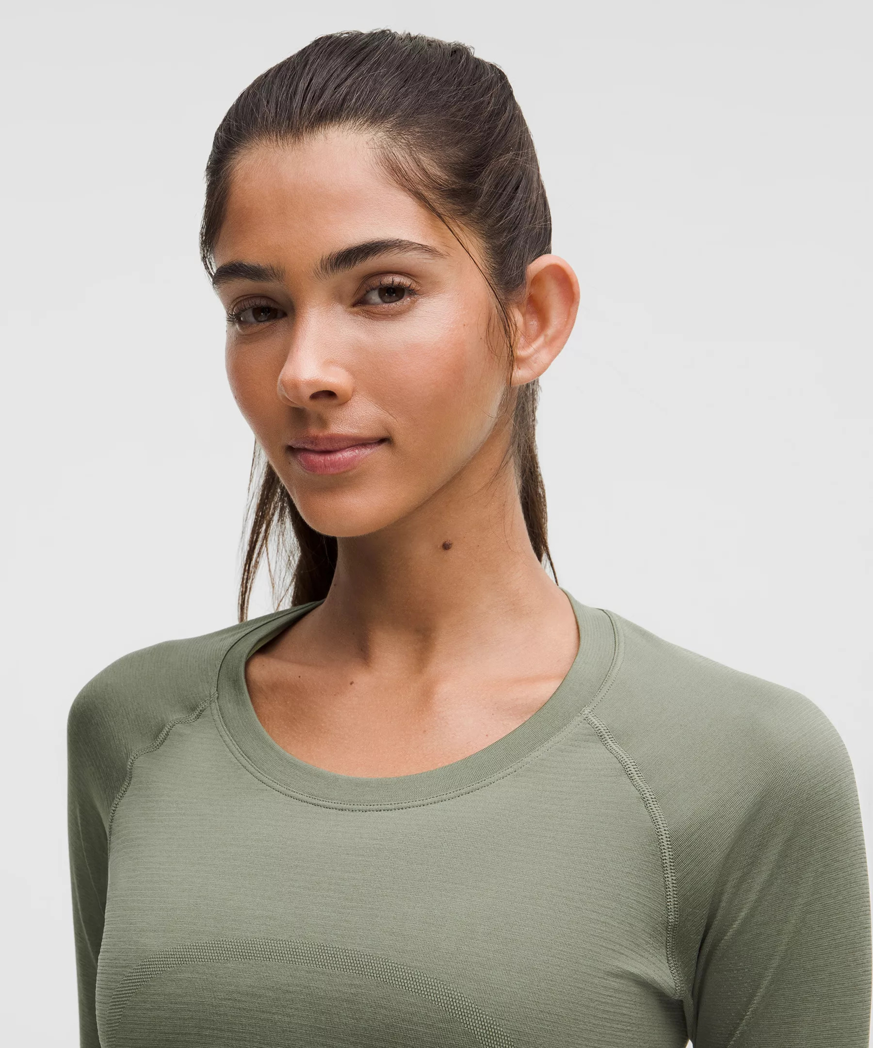 Swiftly Tech Long-Sleeve Shirt 2.0 *Hip Length - 4