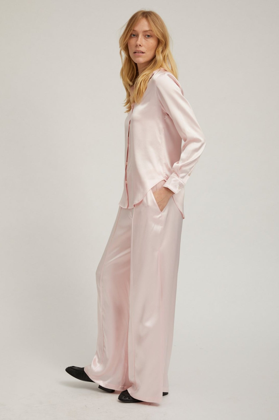 BALLET SILK WIDE LEG PINTUCK PANTS - 3