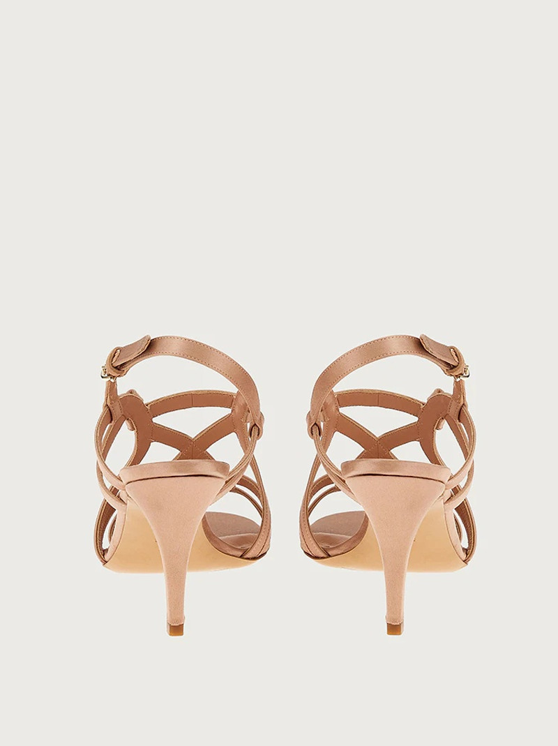 STRAPPY SANDAL 3