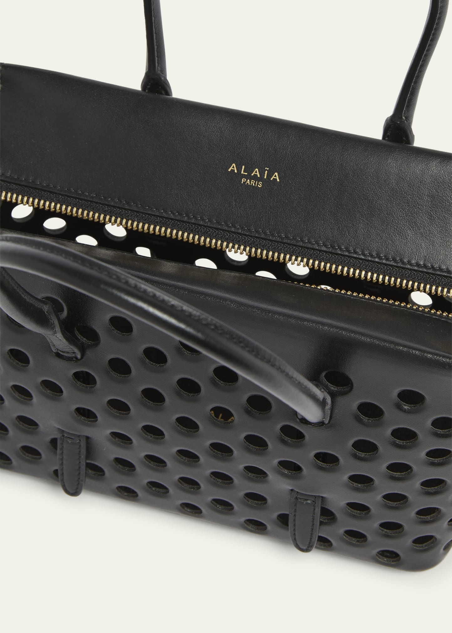 Neo Mina 20 Perforated Top-Handle Bag in Leather - 4