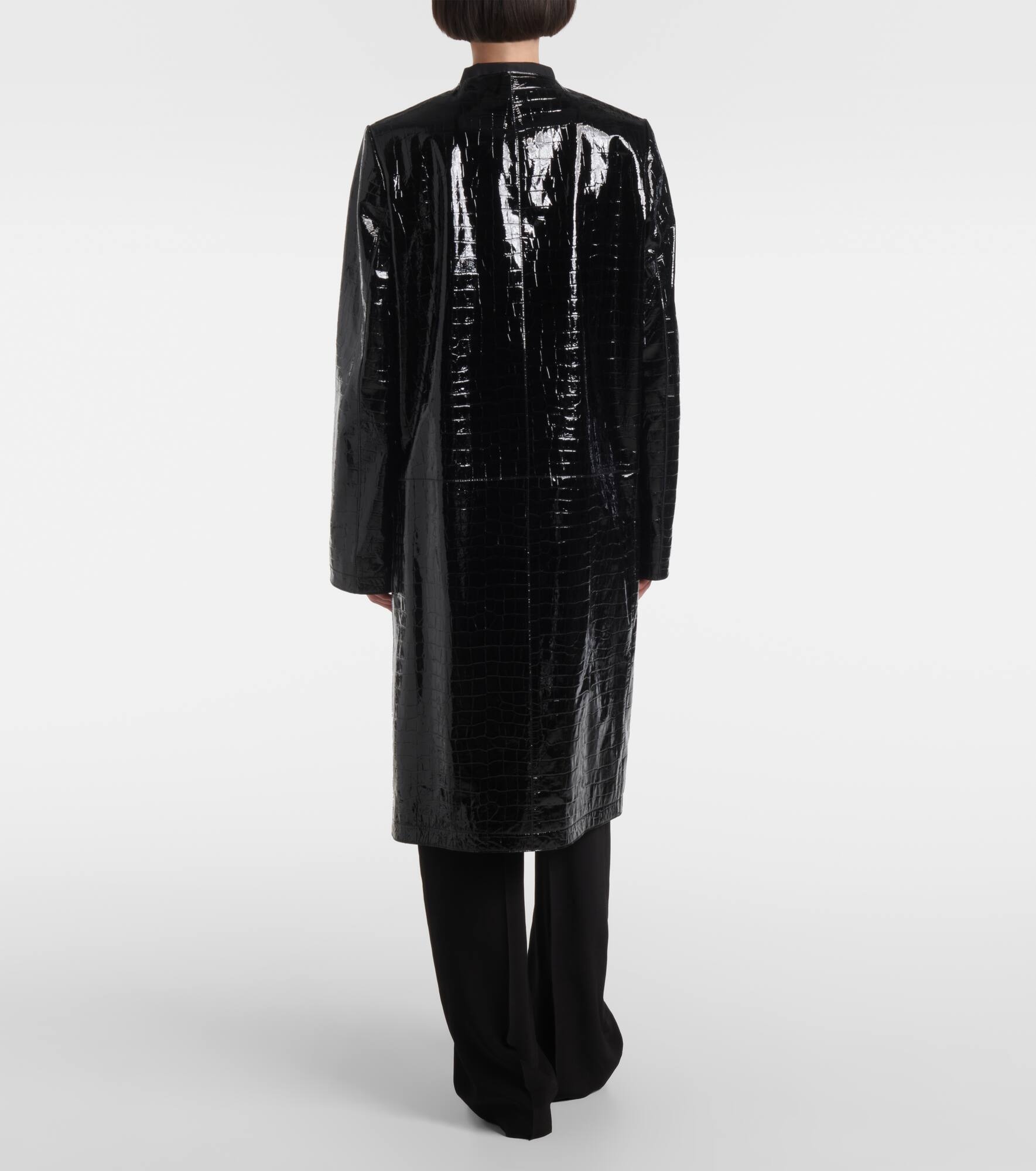 Croc-effect embossed leather coat - 3