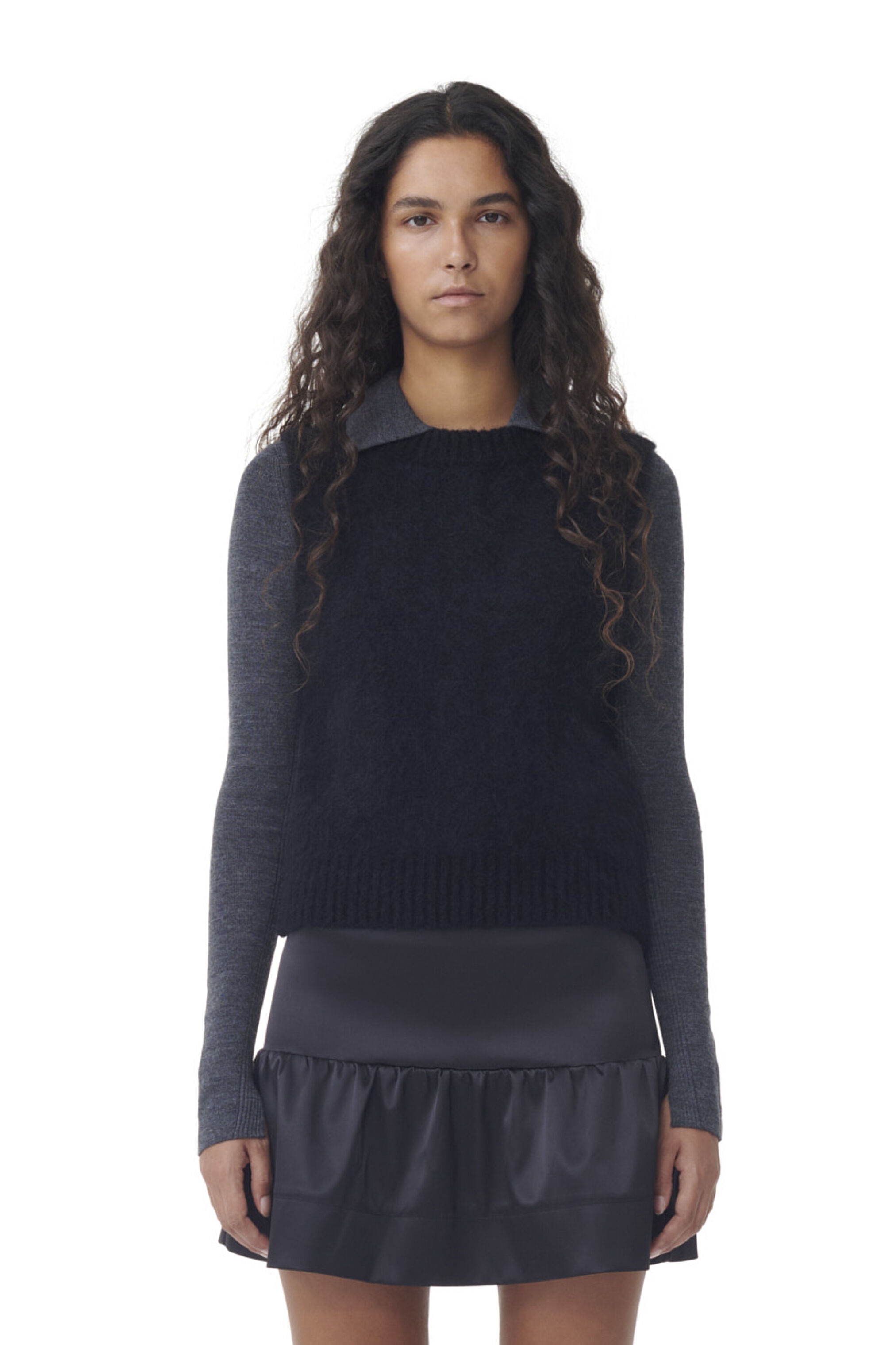 BLACK BRUSHED ALPACA O-NECK VEST - 3