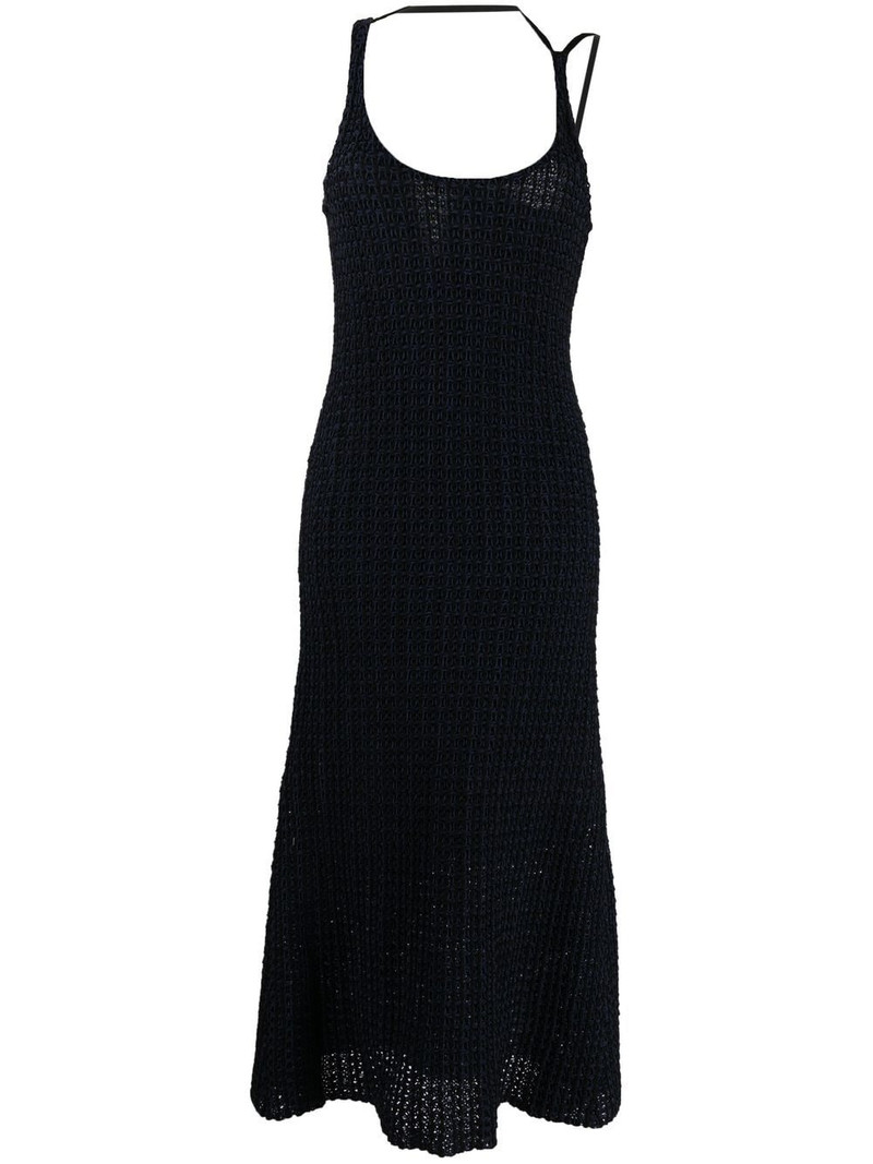 scoop neck sleeveless midi dress 1