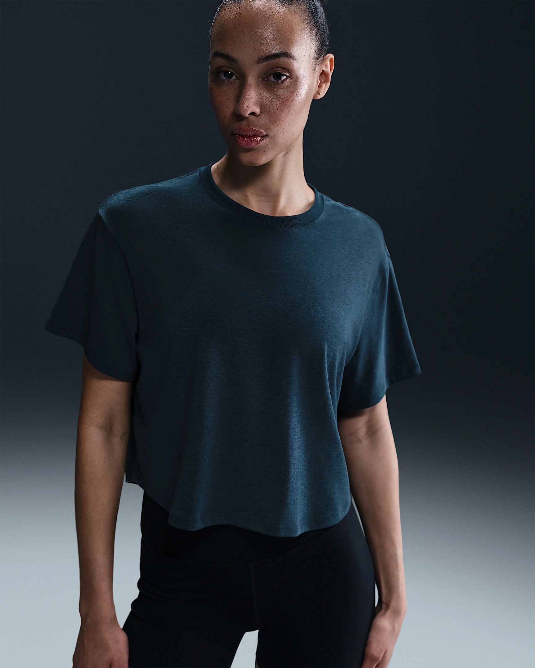 Nike One Relaxed Women's Dri-FIT Cropped Short-Sleeve Top - 1