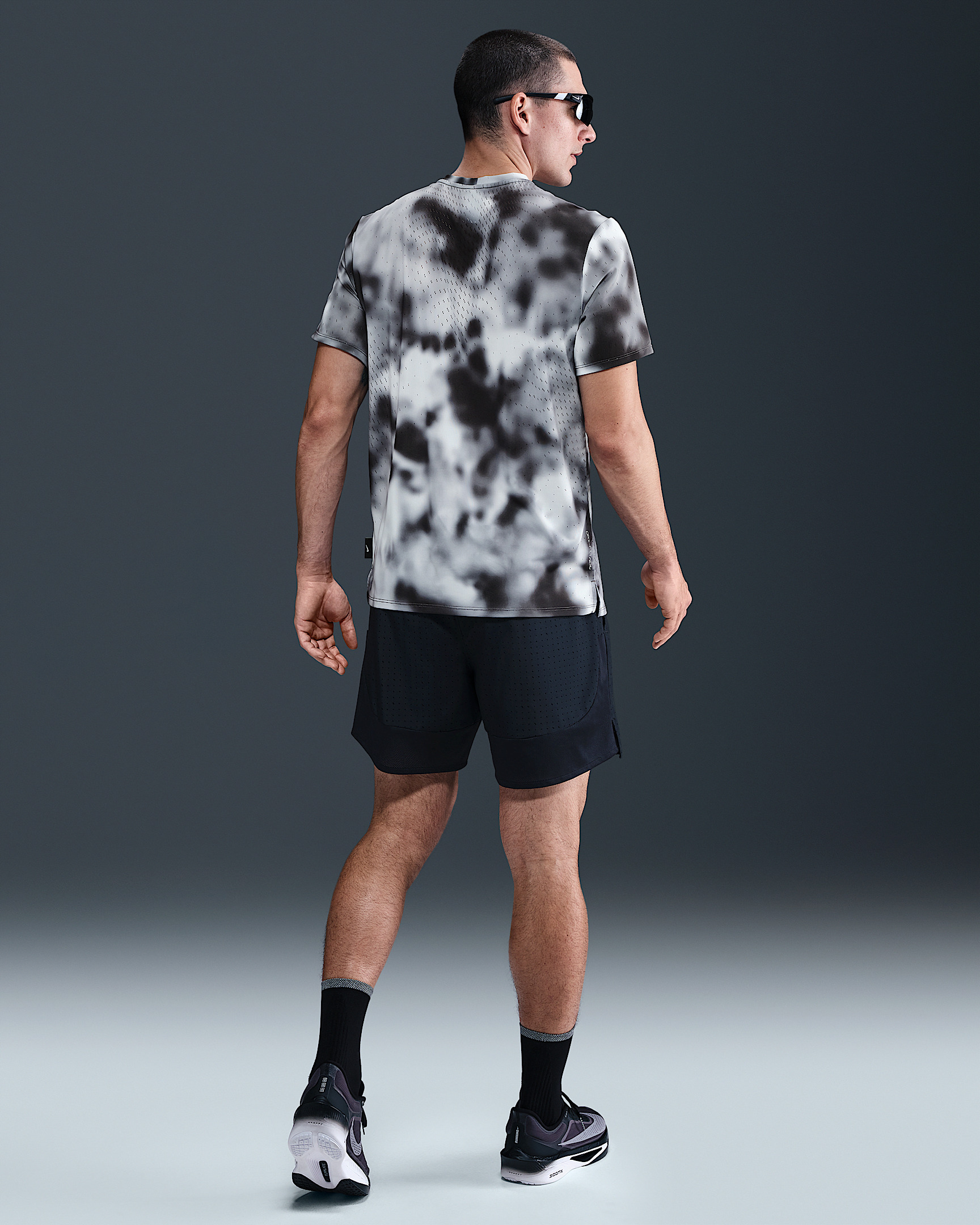 Nike Running Division Breathe Men's Dri-FIT ADV Short-Sleeve Running Top - 5