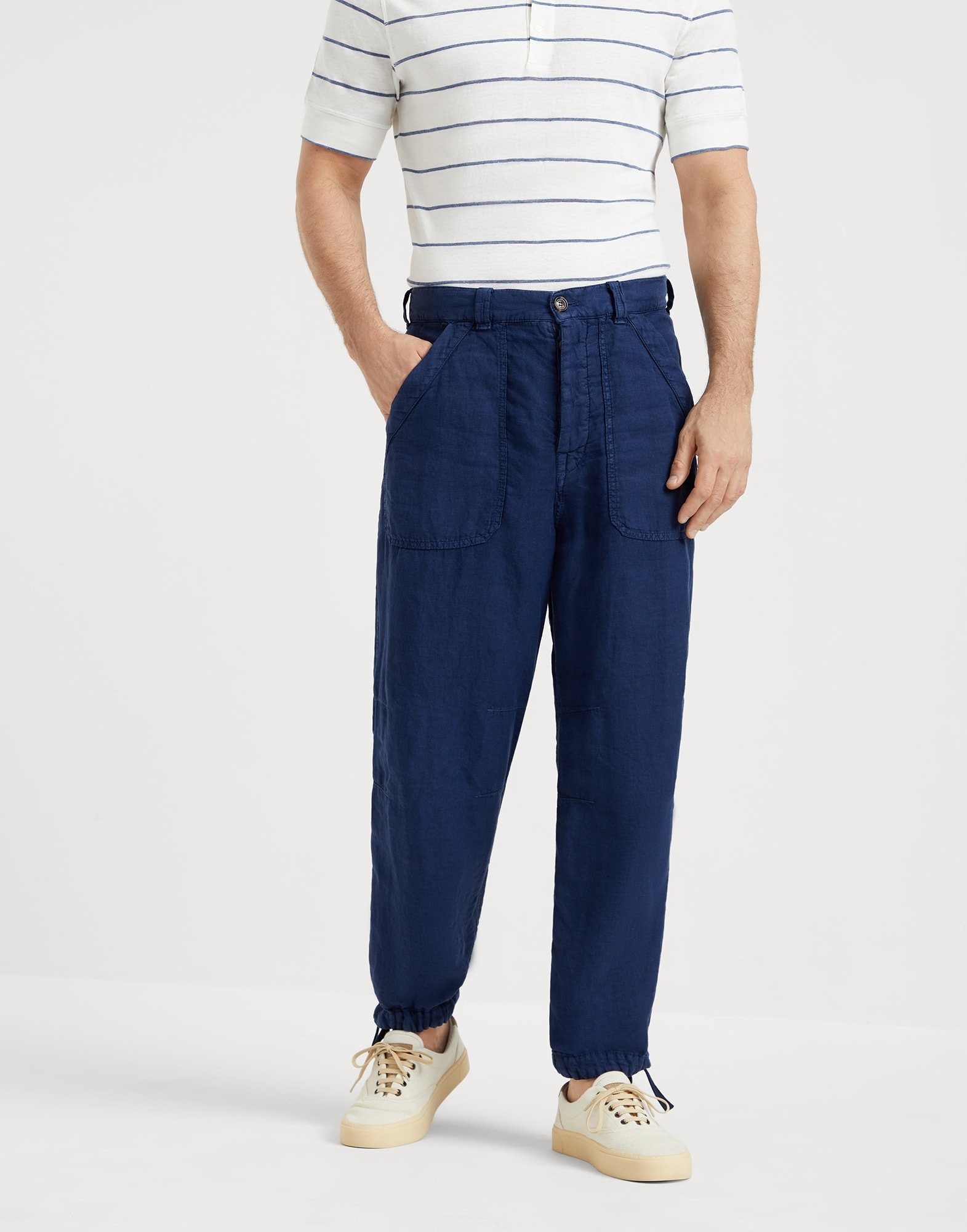 Garment-dyed relaxed fit trousers in linen gabardine with patch pockets and drawstring - 1