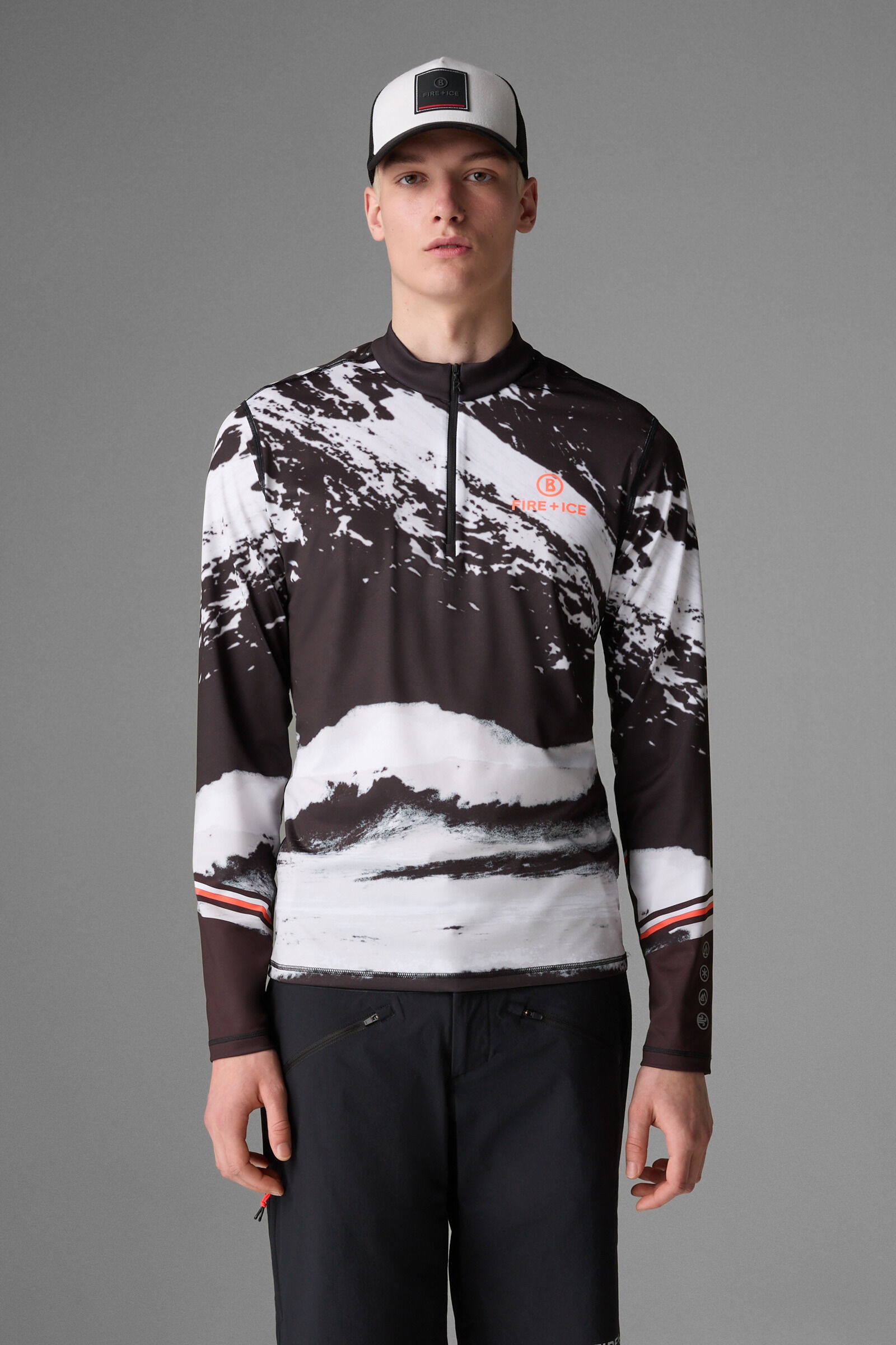 Pavo Functional shirt in Black/White - 2