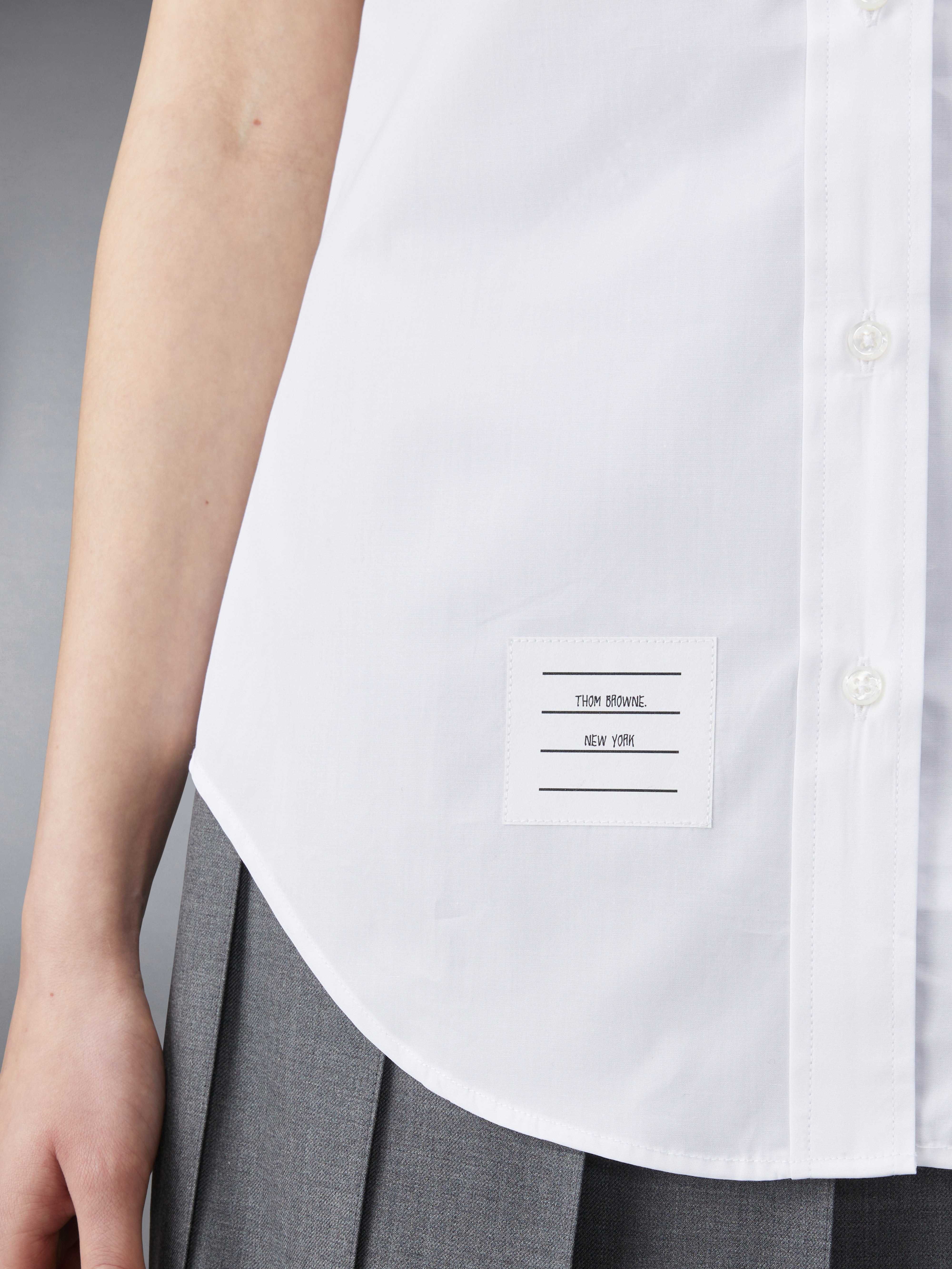 White Poplin Grosgrain Placket Sleeveless Shirt - 6