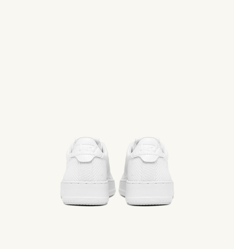 MEDALIST EASEKNIT LOW SNEAKERS IN WHITE FABRIC 3