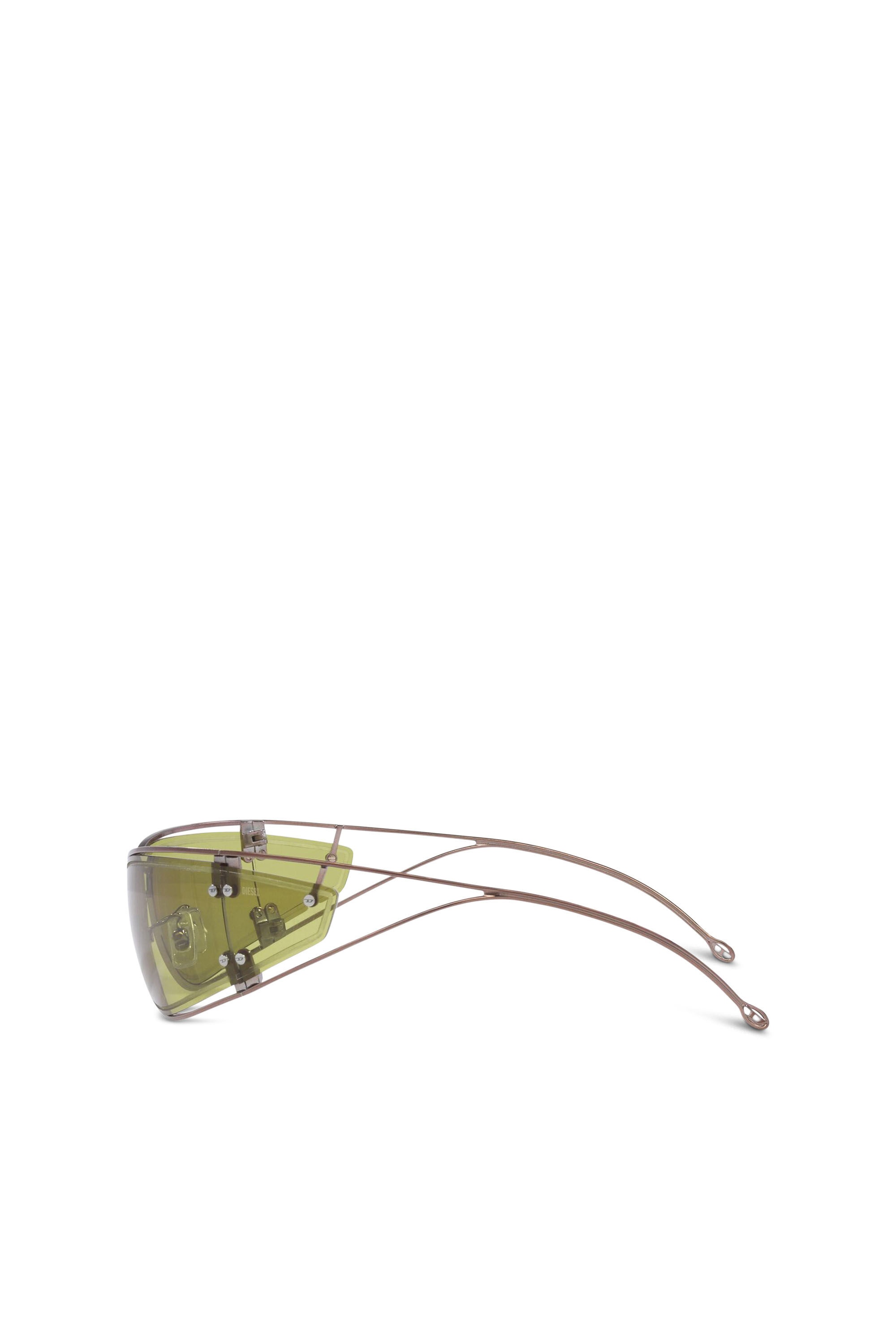 0DL1001 - 3