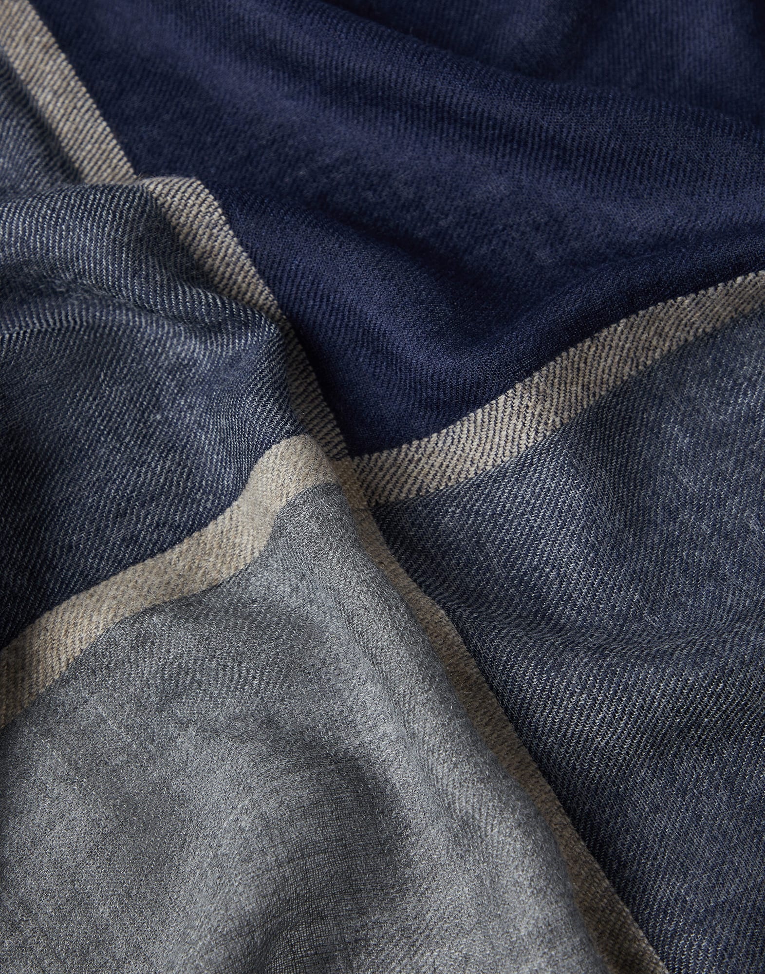 Cashmere and silk color block scarf - 3