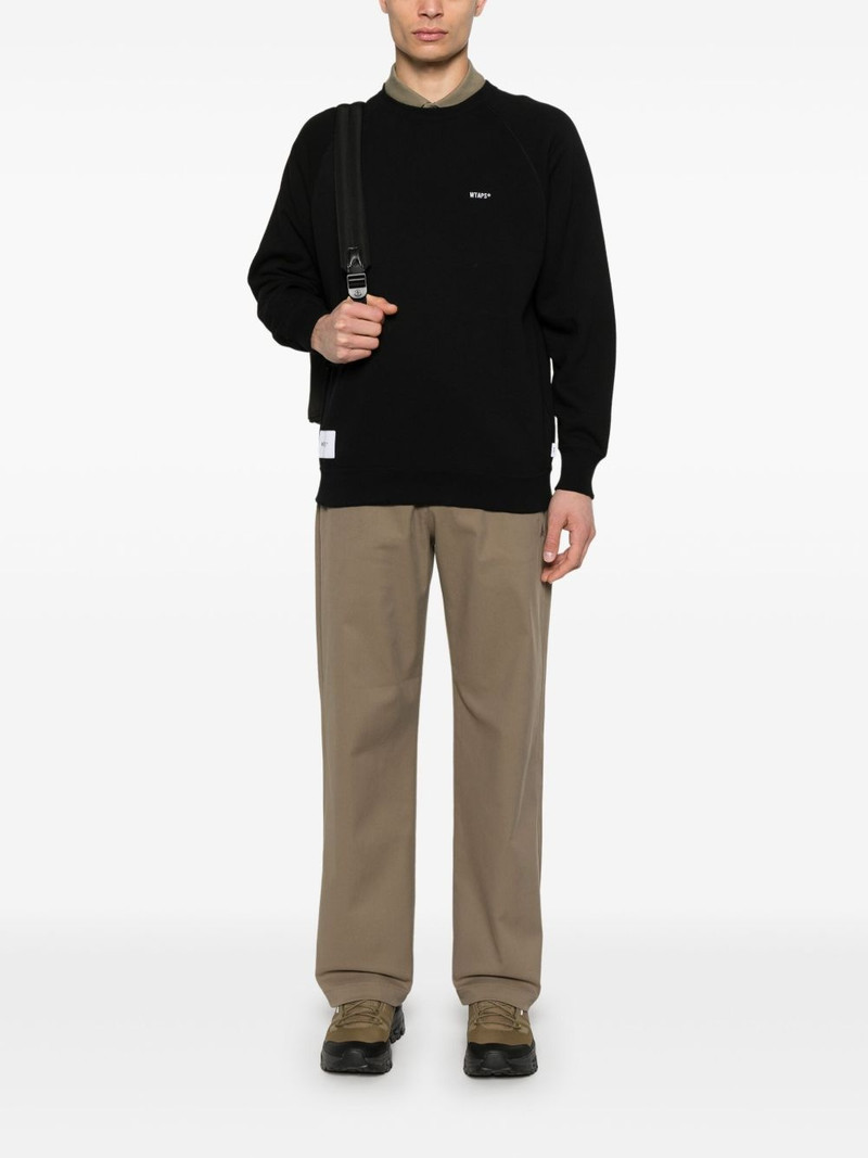 ROA belted chinos outlook