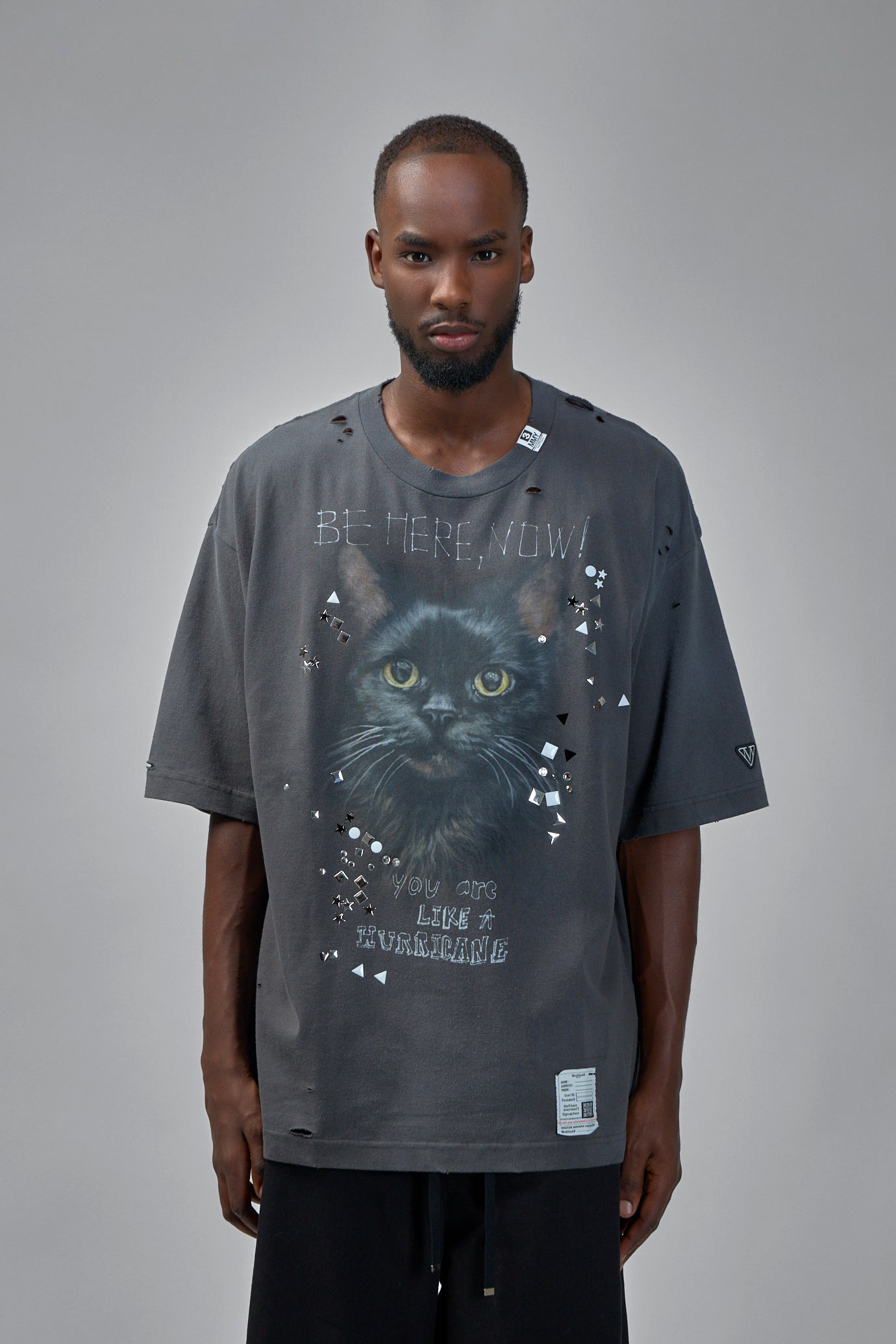 Cat Printed Embellished Distressed T-Shirt - 3