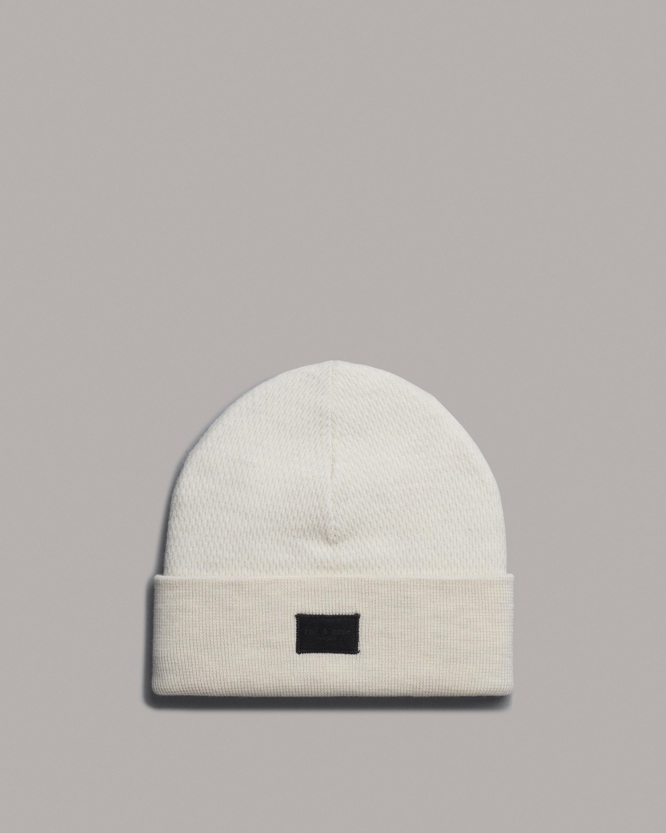 Collin Beanie
Wool Hat - 1