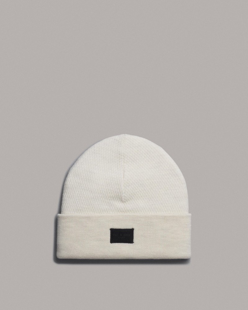 Collin Beanie
Wool Hat 1