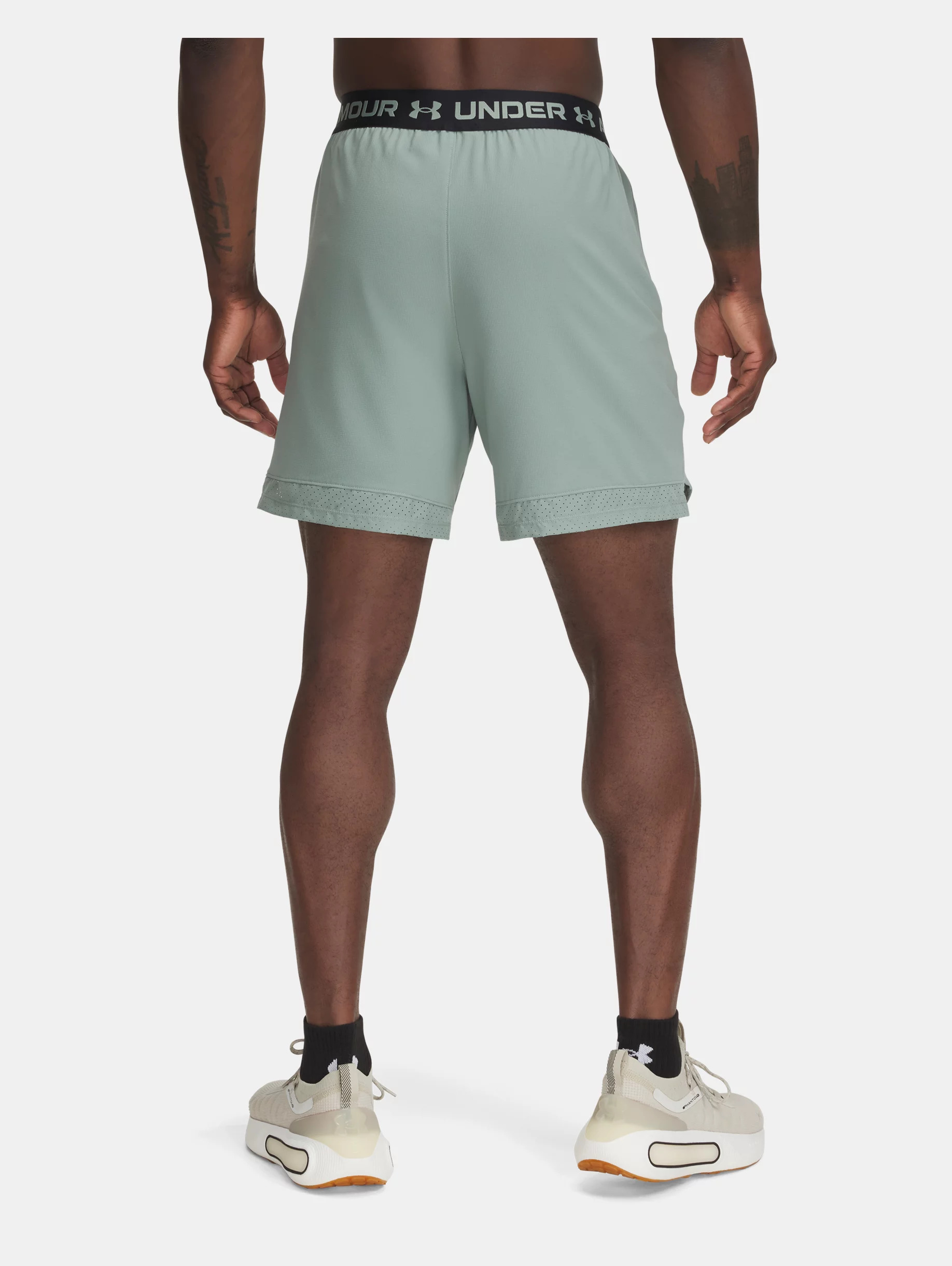 UA Vanish Woven - 2