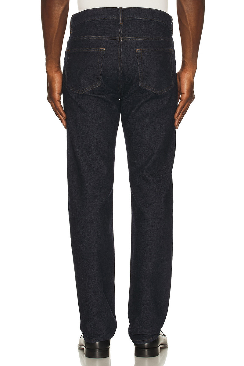 FRAME The Straight Jean outlook