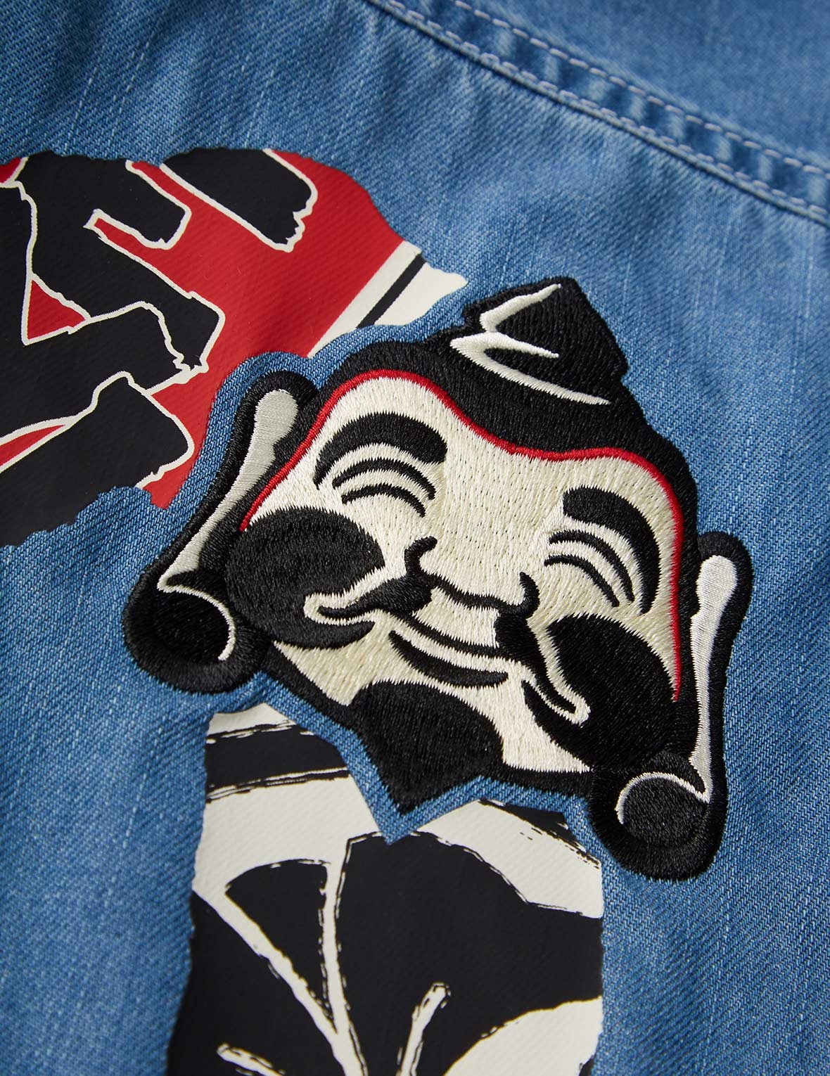 BIG CATCH PRAYER FESTIVAL GRAPHIC DAICOCK DENIM SHIRT - 10