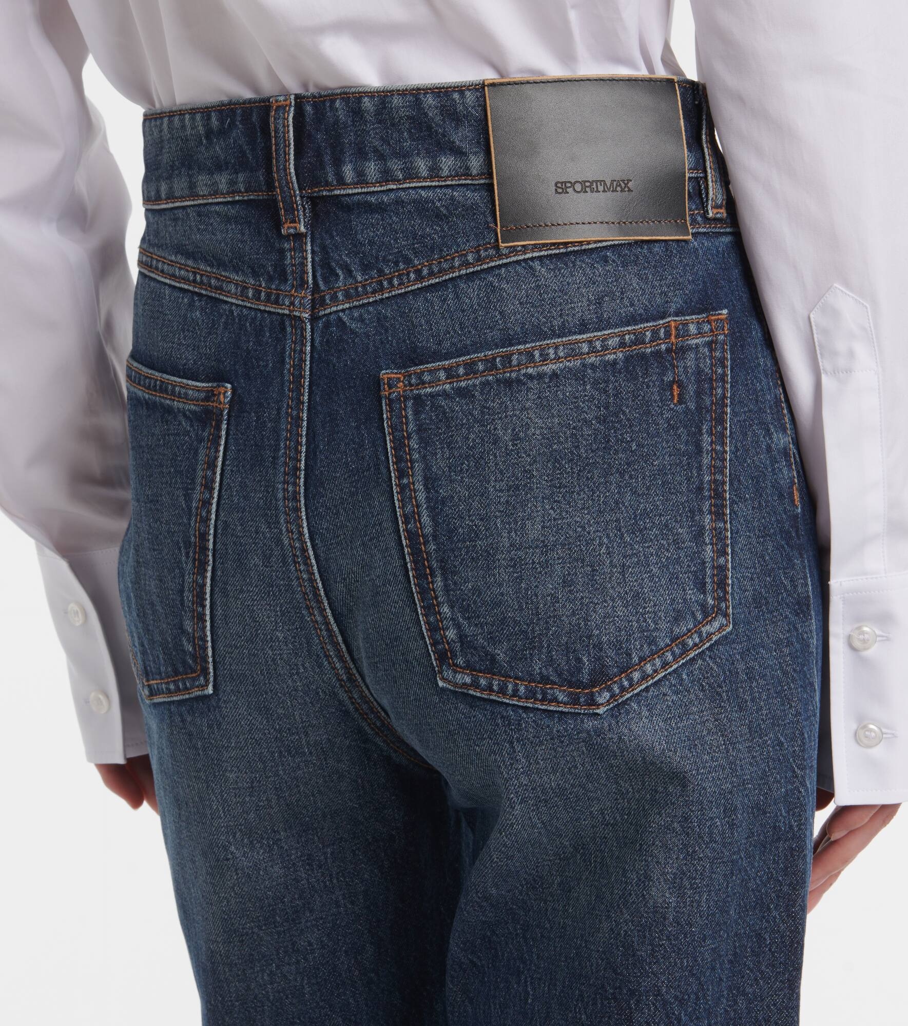 Mid-rise straight jeans - 6