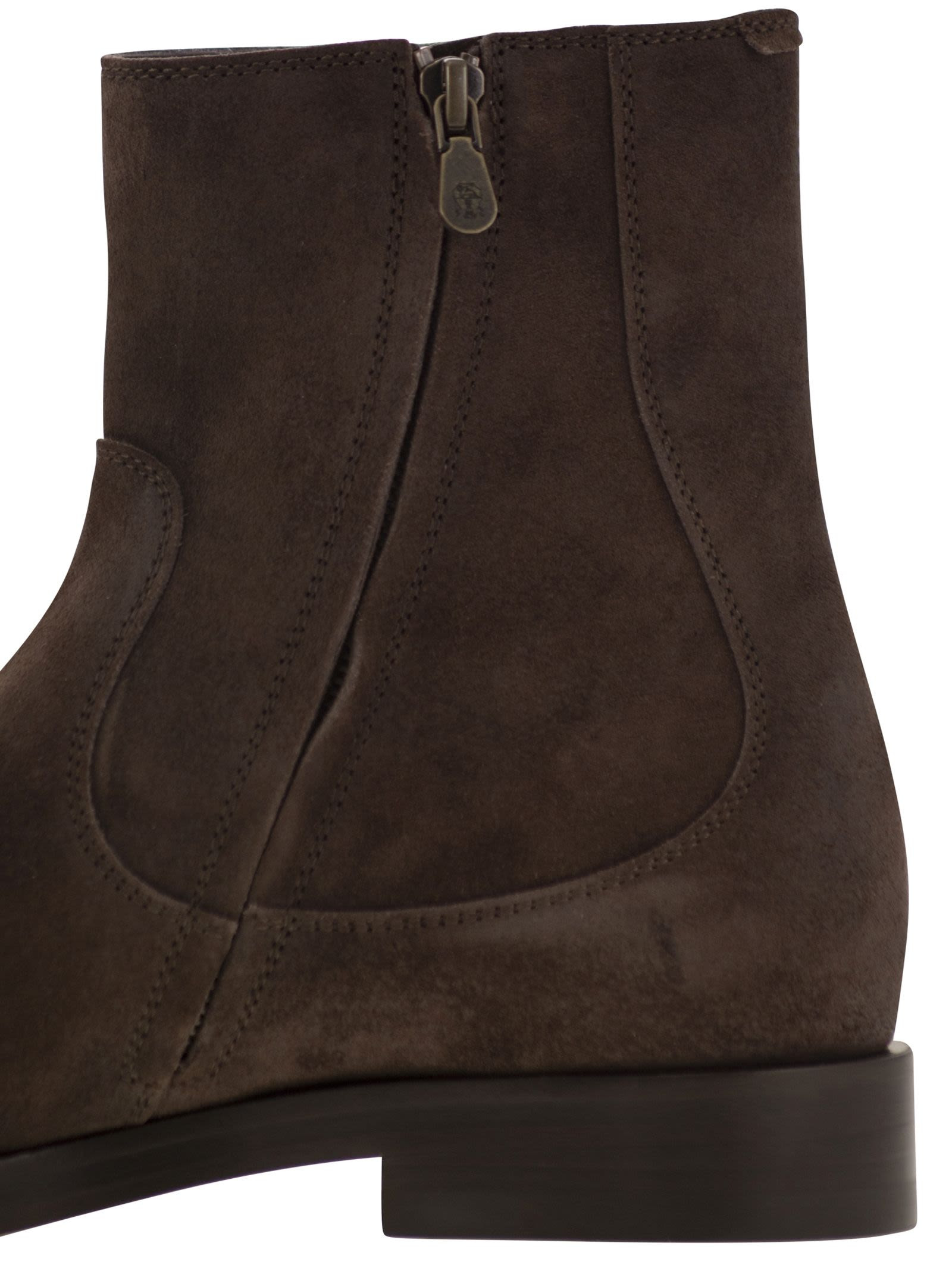 Brunello Cucinelli Men Chelsea Boot In Suede - 7