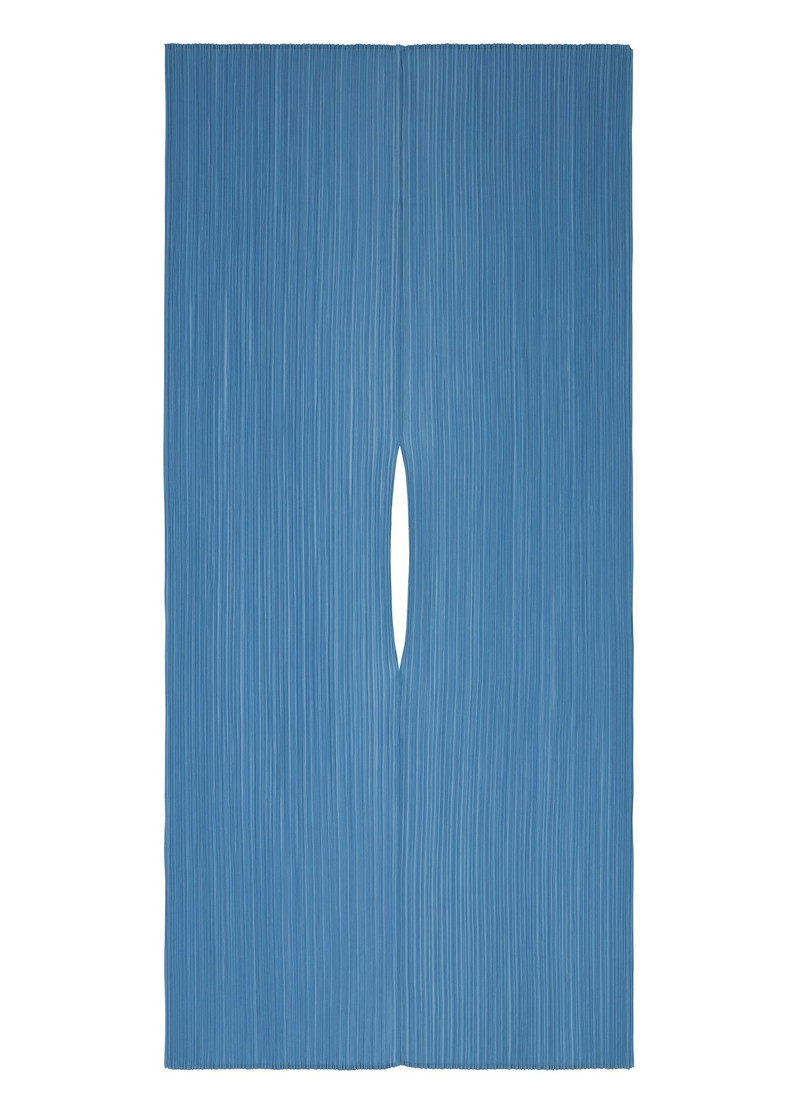 MADAME-T JUNE STOLE 1