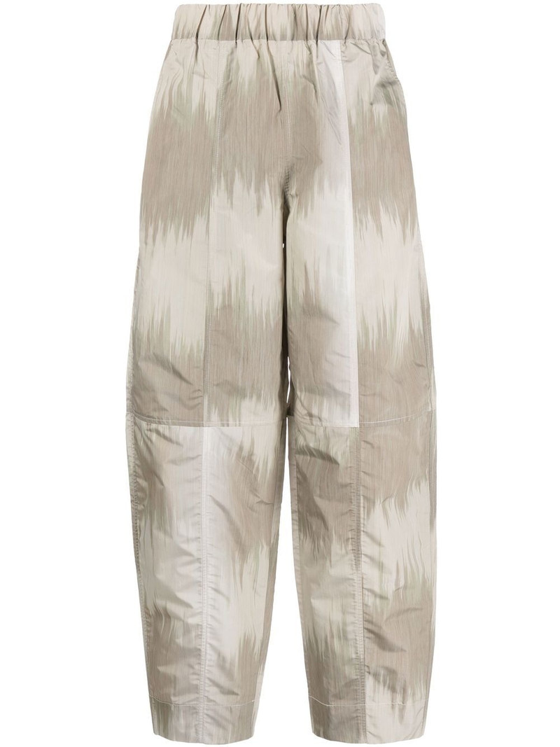 curved shell trousers 1
