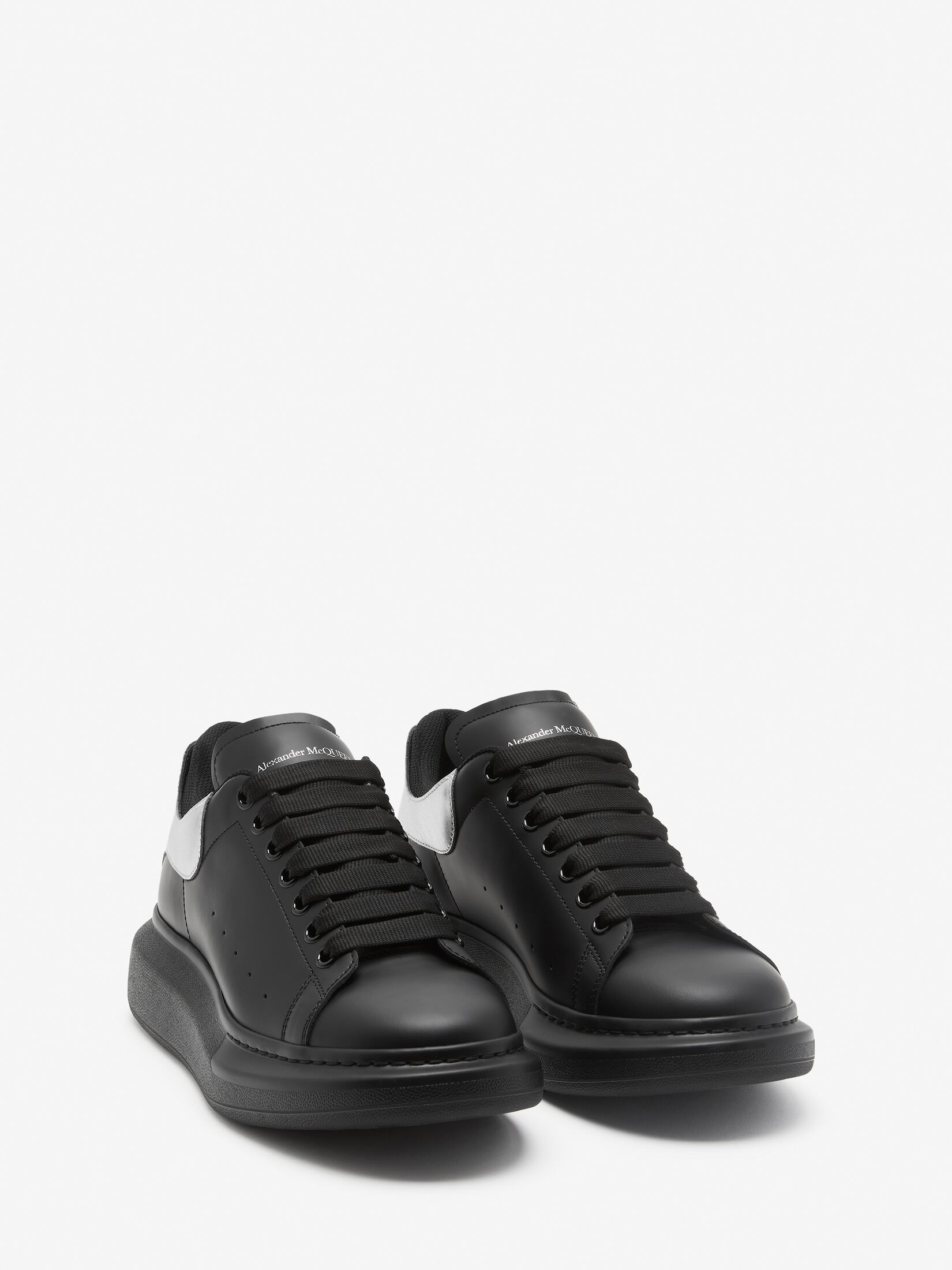 Men's Oversized Sneaker in Black/silver - 2