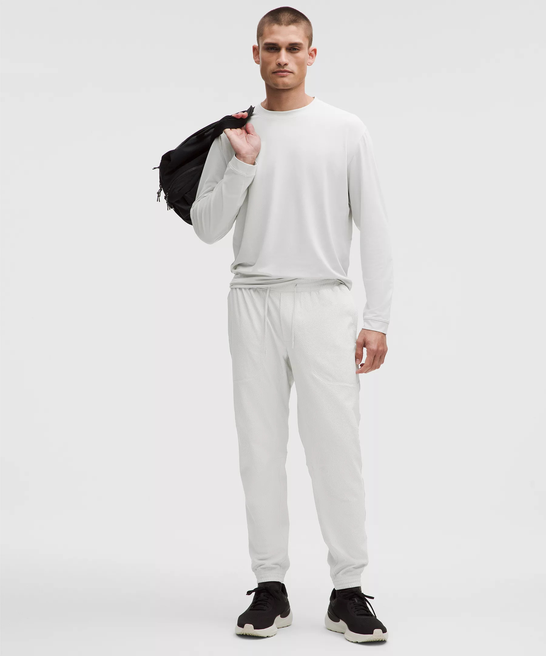 License to Train Textured Jogger *Regular - 6
