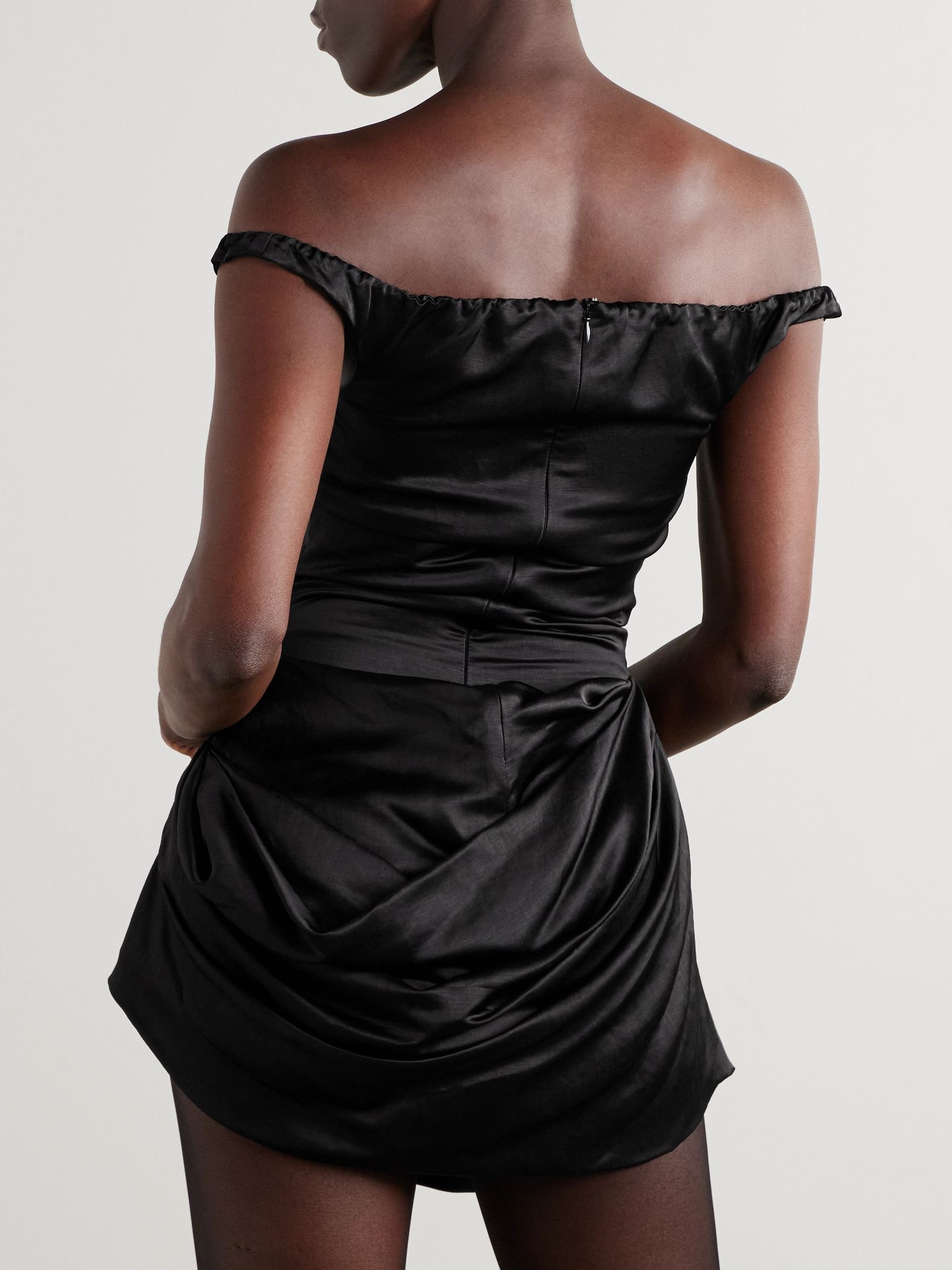 Off-the-shoulder ruched satin dress Black - 3