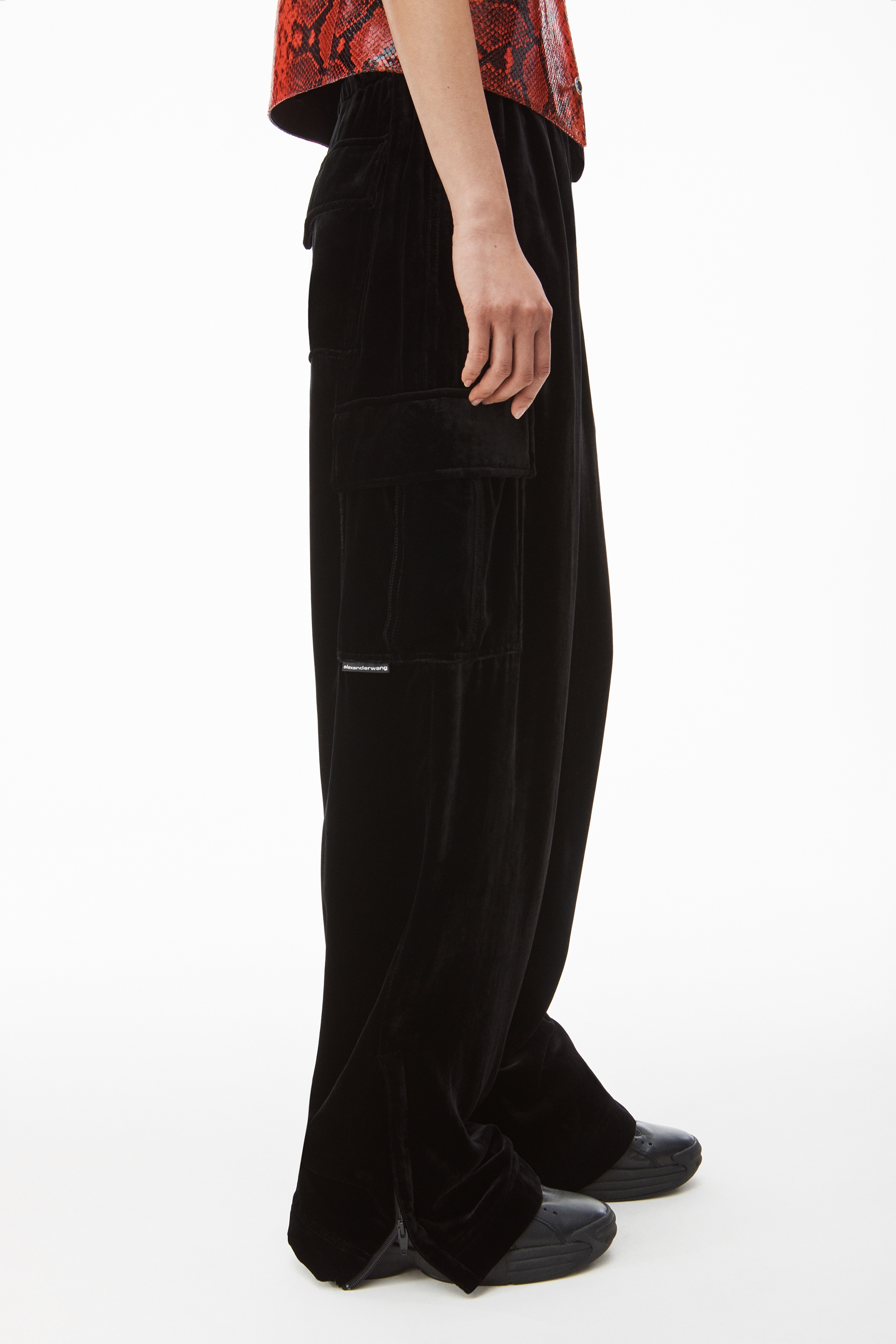 cargo track pant in plush velvet - 3