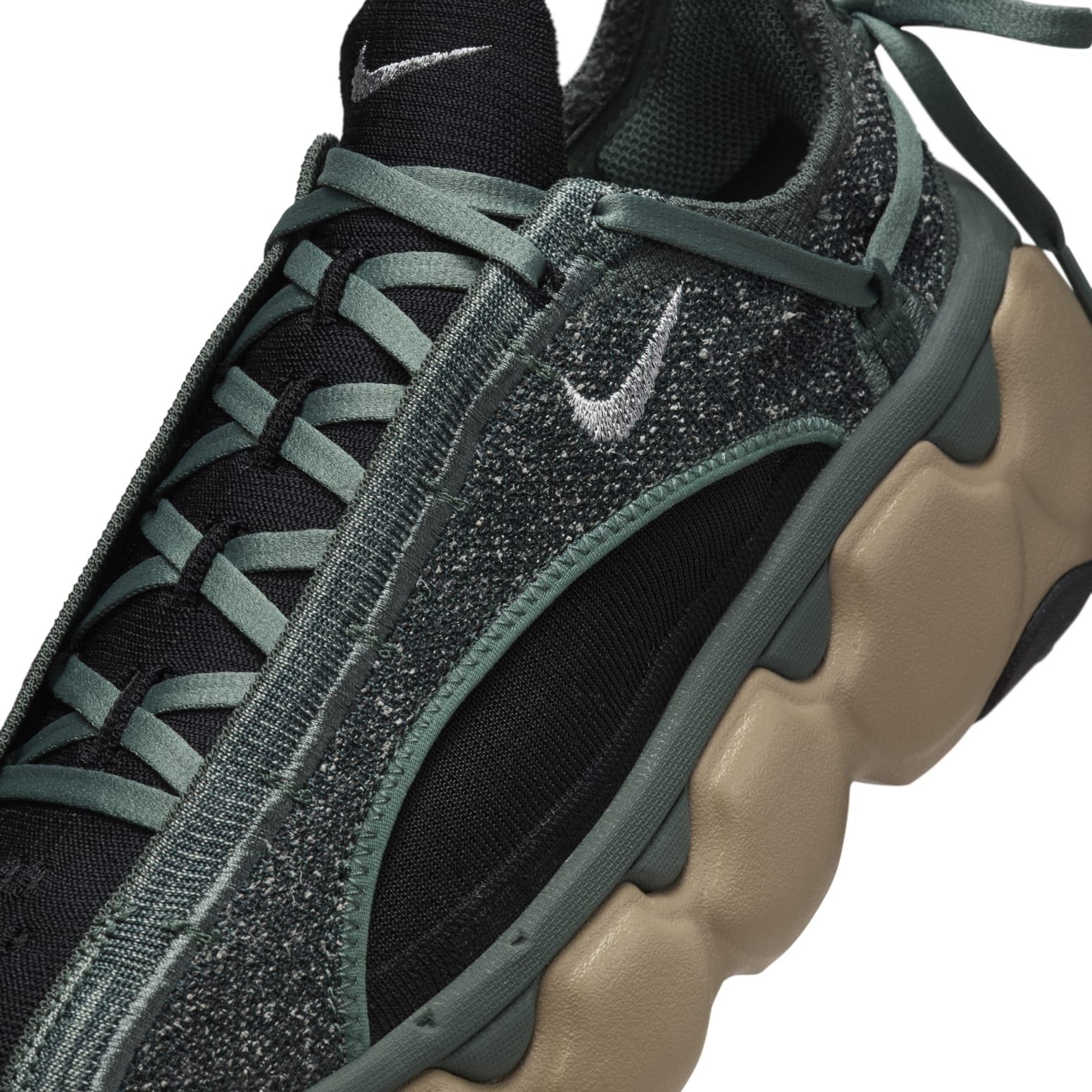 Women Nike Flyknit Bloom Black and Green Women\'s Sneakers main image 1