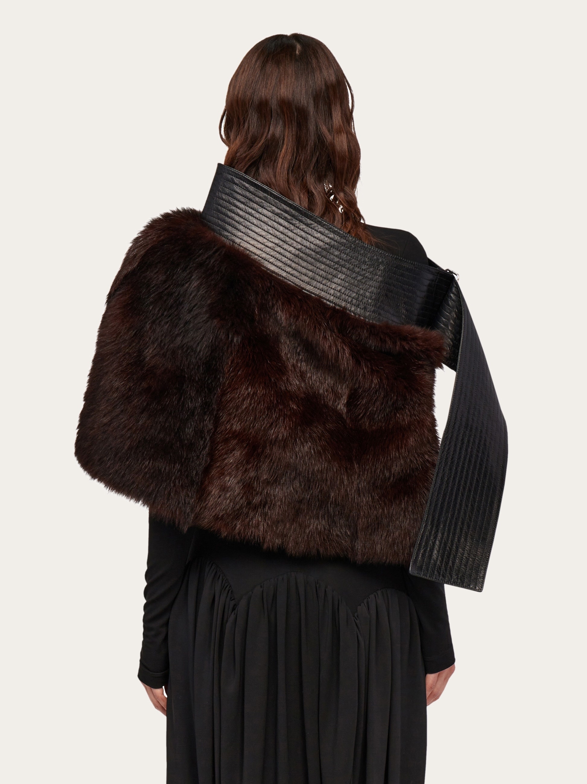 Shearling cape with leather belt - 4