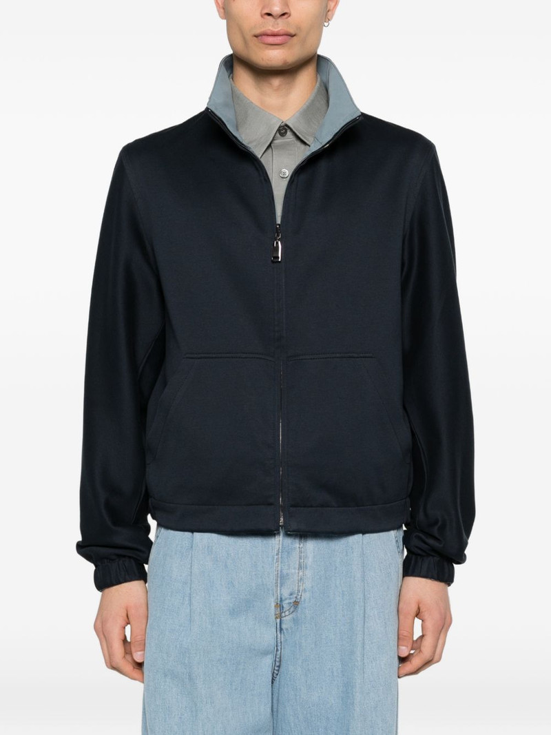 zip-fastening long-sleeve jacket 6