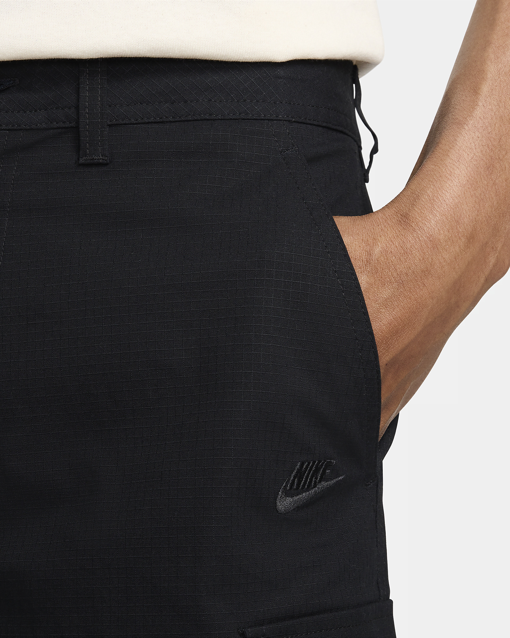 Nike Club Men's Woven Cargo Shorts - 4